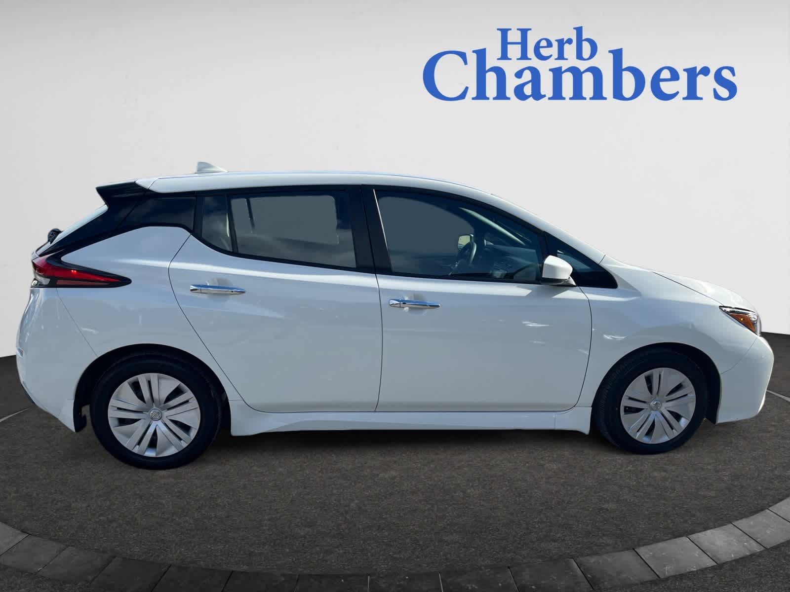 used 2021 Nissan Leaf car, priced at $13,998