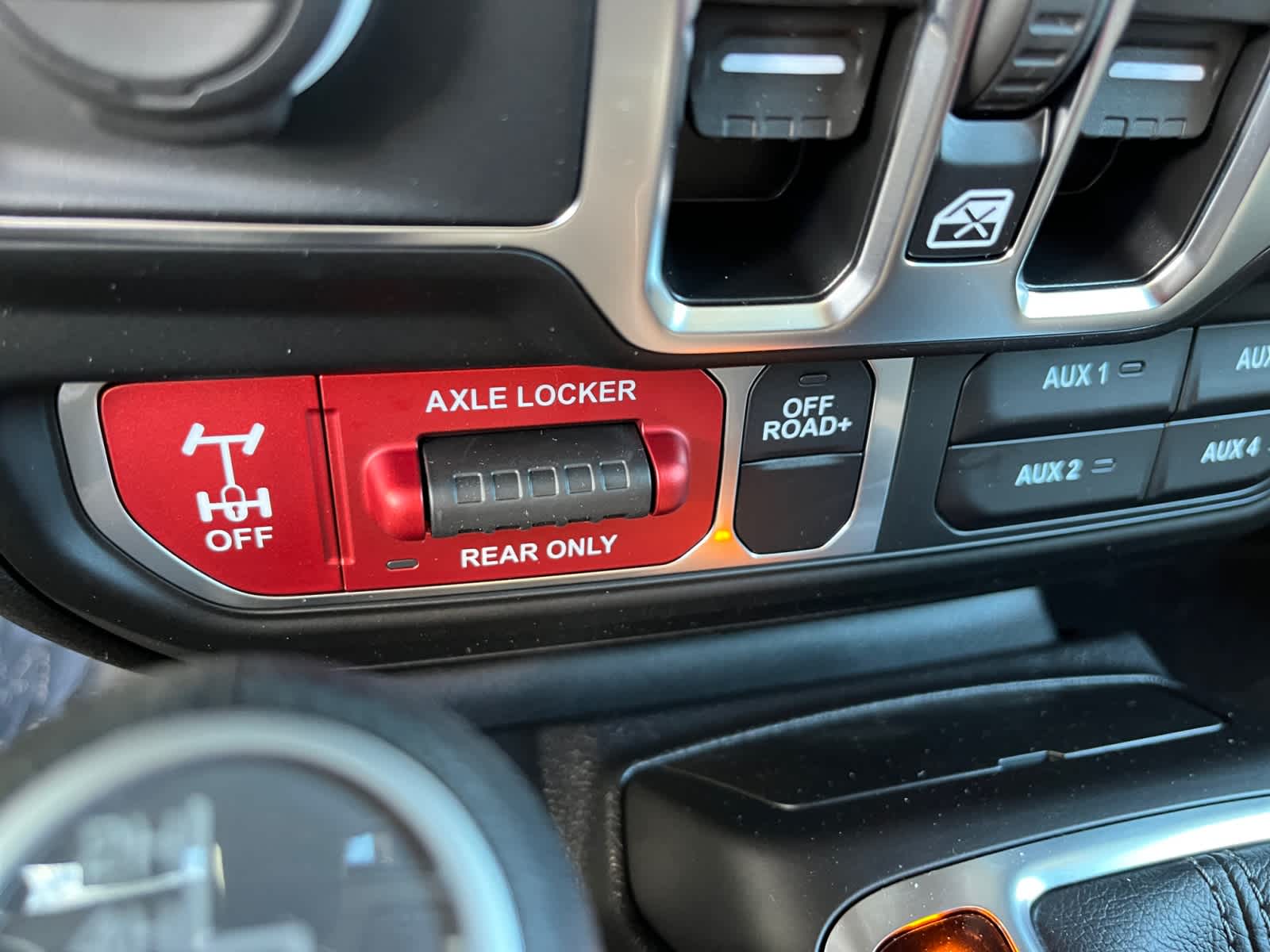 new 2025 Jeep Gladiator car, priced at $55,290