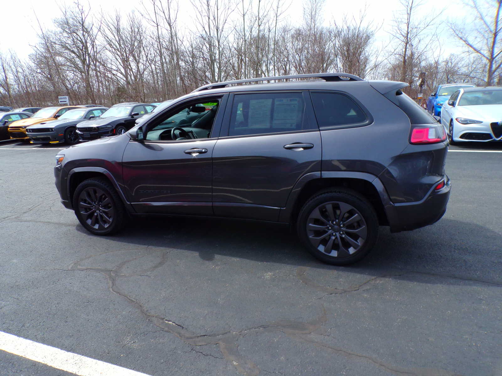 used 2020 Jeep Cherokee car, priced at $27,898