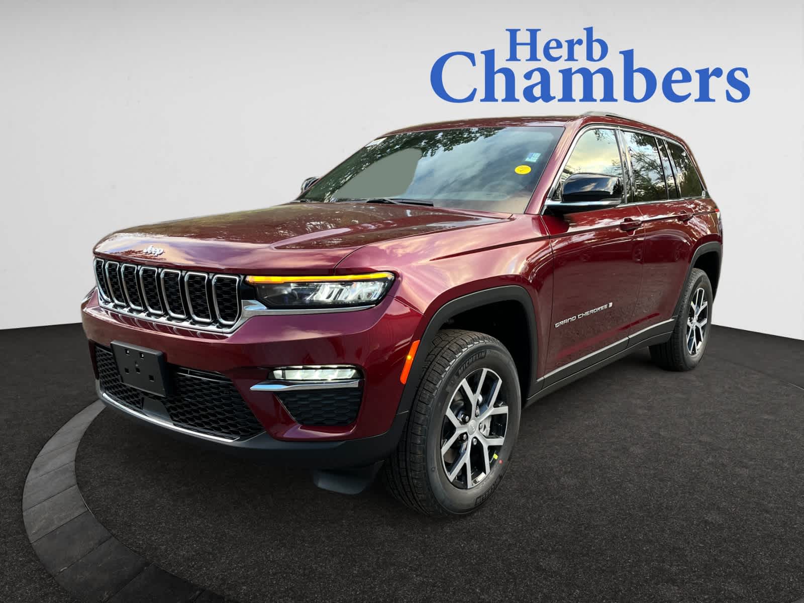 new 2025 Jeep Grand Cherokee car, priced at $49,810