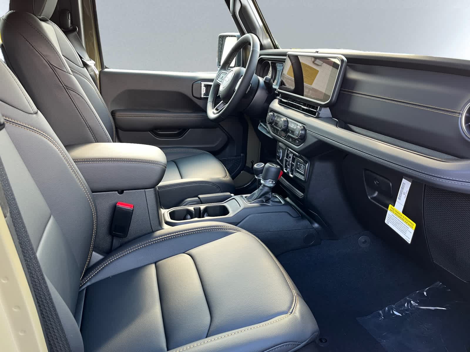 new 2025 Jeep Gladiator car, priced at $53,500