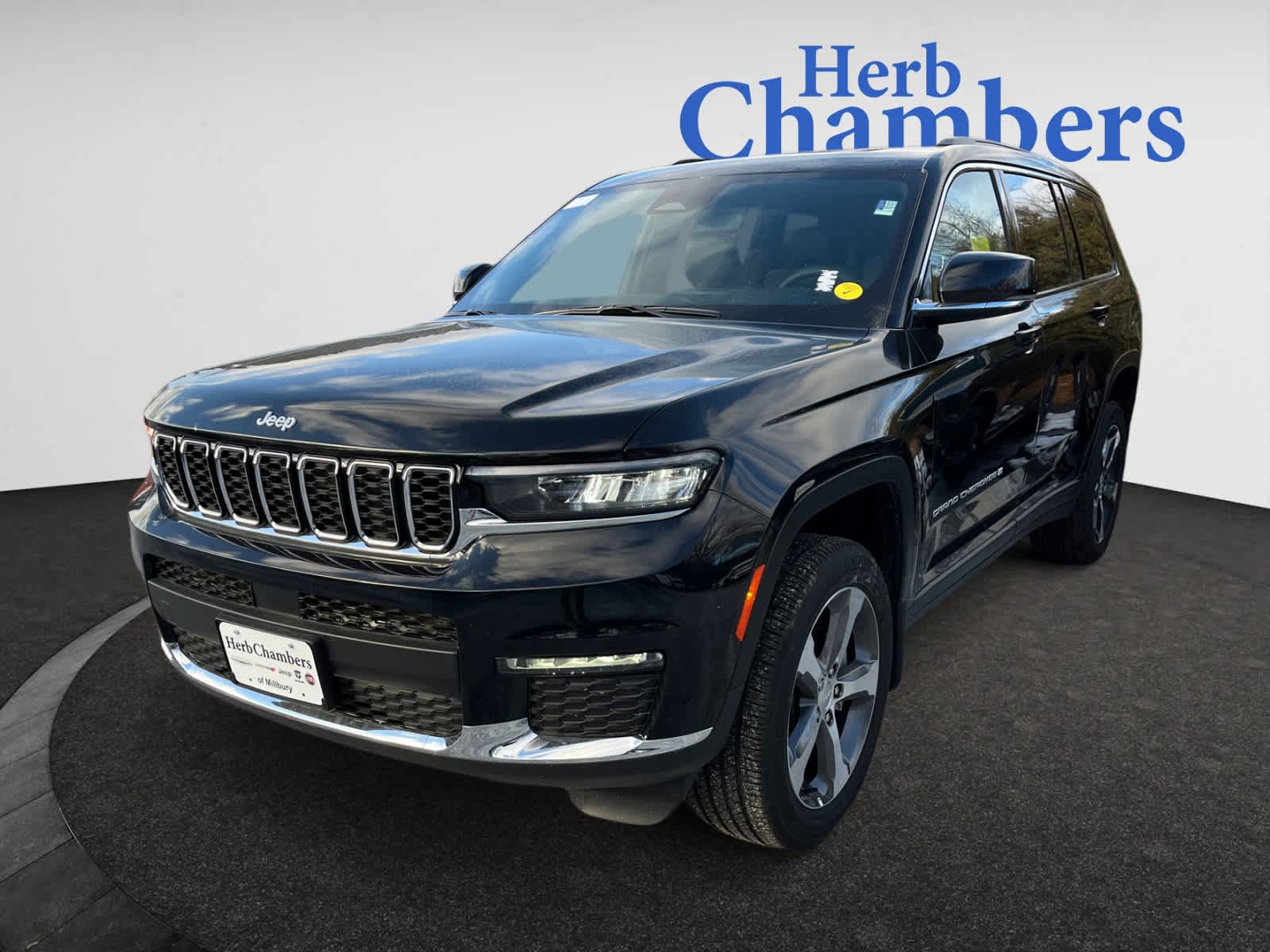 new 2024 Jeep Grand Cherokee car, priced at $57,735