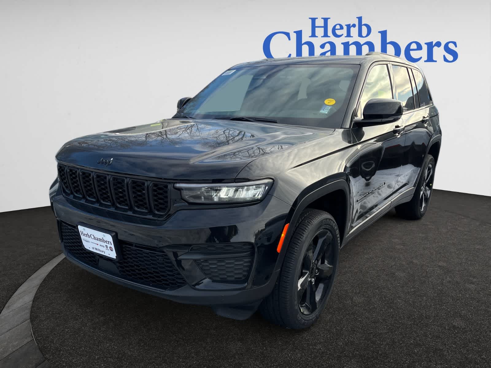 new 2025 Jeep Grand Cherokee car, priced at $48,175