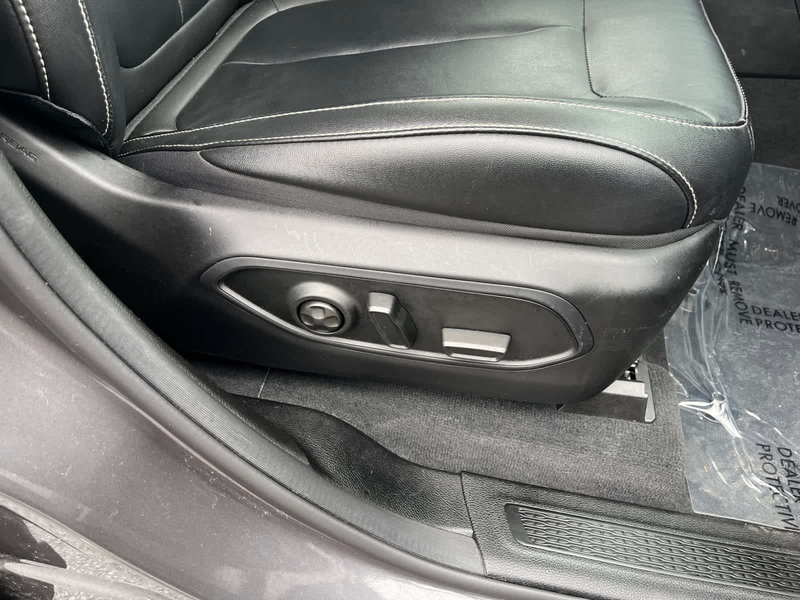 used 2023 Jeep Grand Cherokee car, priced at $36,468