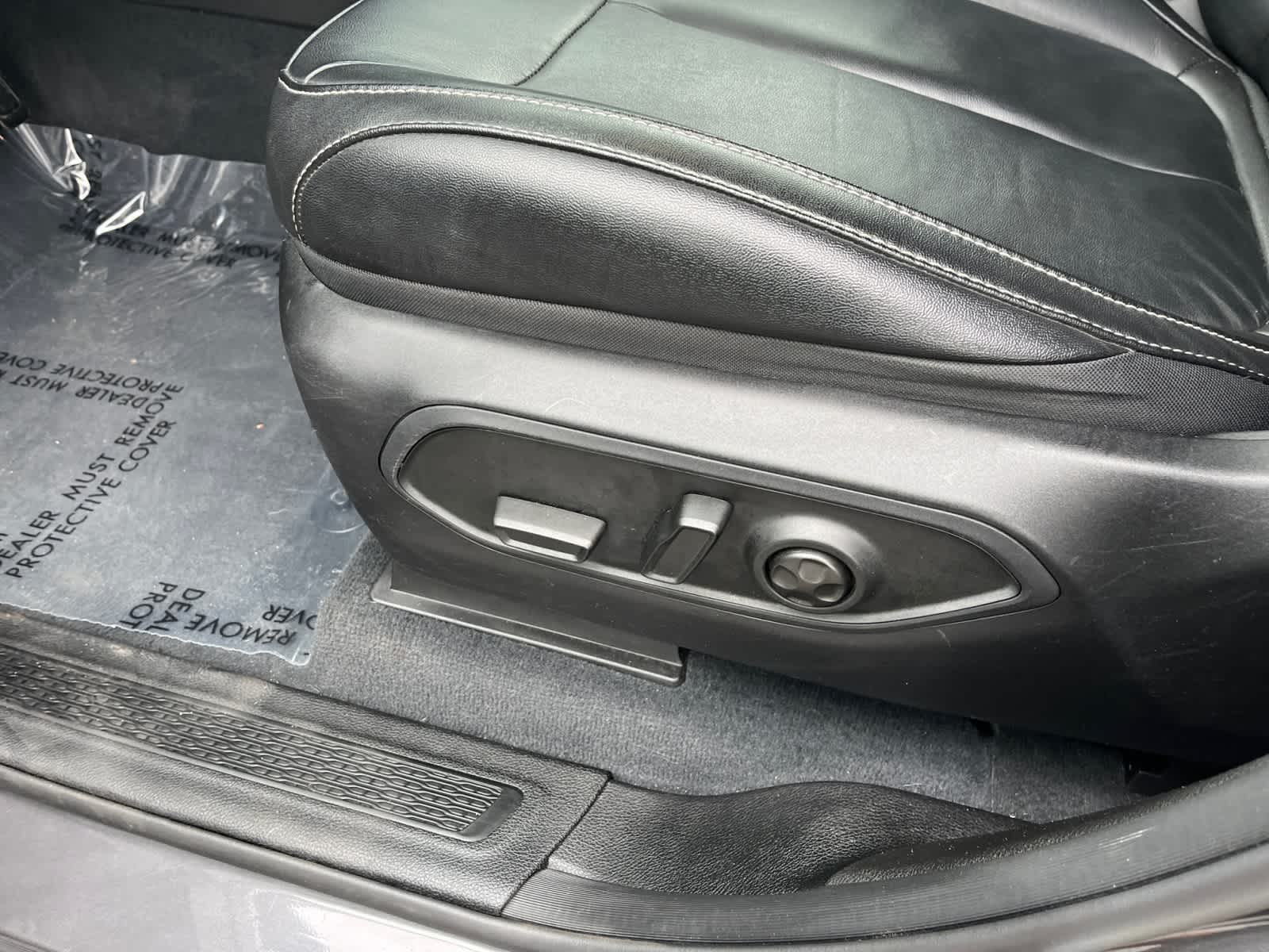 used 2023 Jeep Grand Cherokee car, priced at $36,468