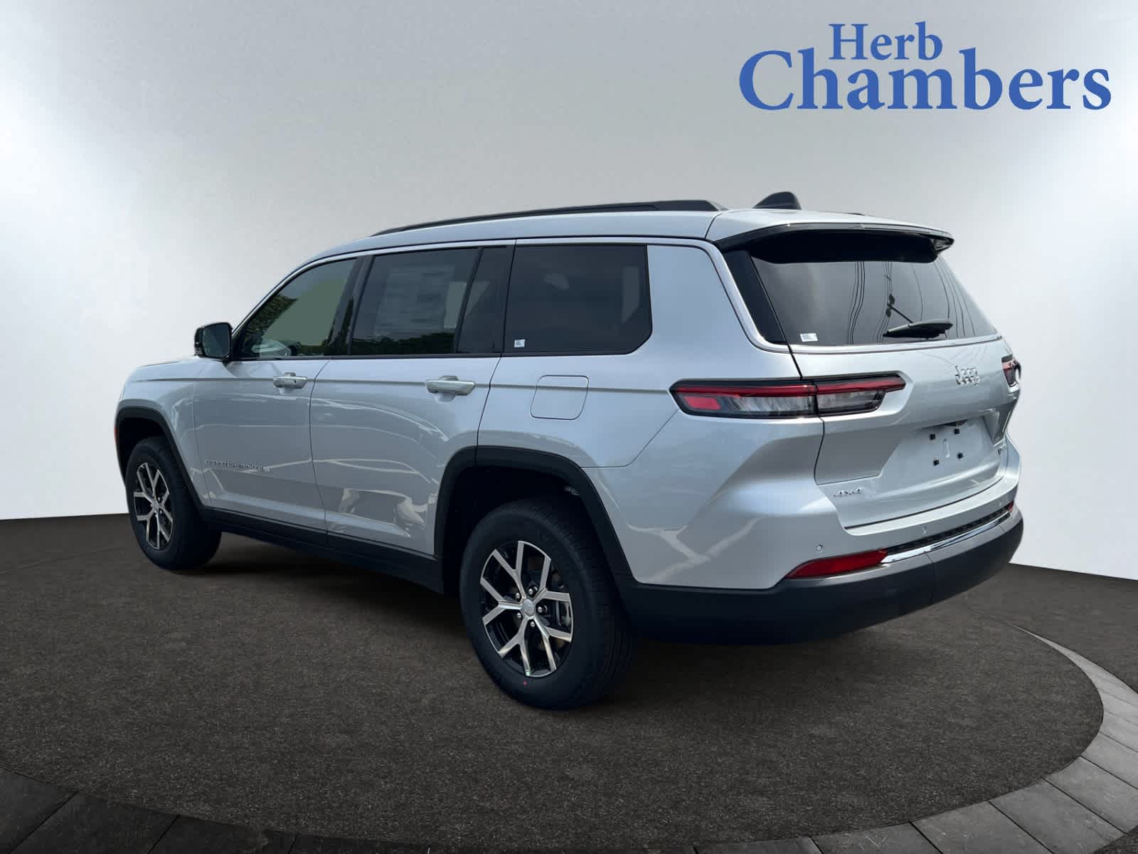 new 2025 Jeep Grand Cherokee car, priced at $50,110