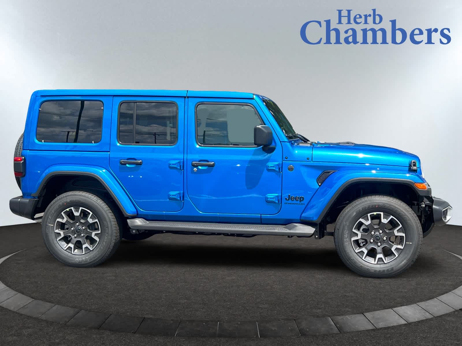 new 2025 Jeep Wrangler car, priced at $60,215