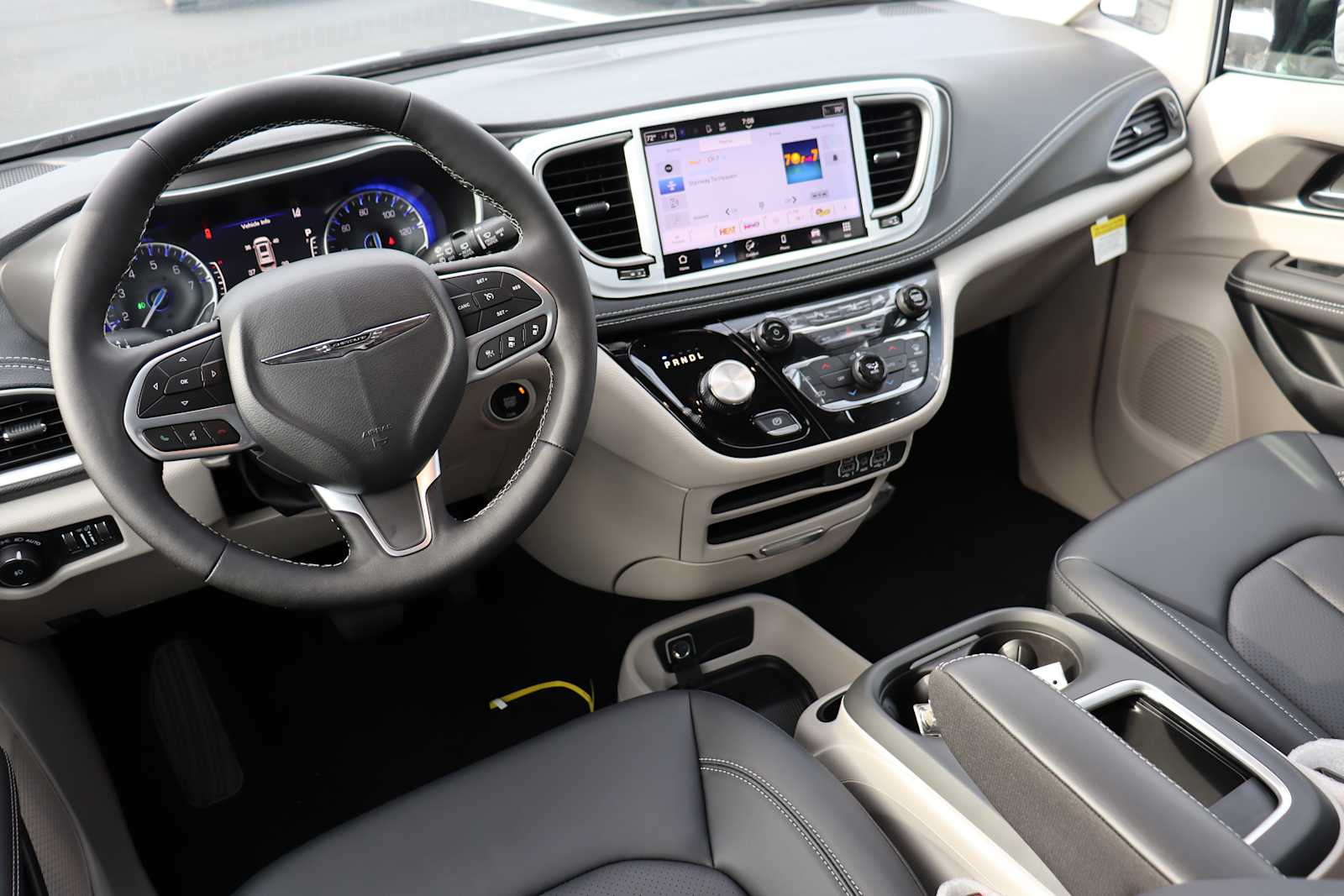 new 2024 Chrysler Pacifica car, priced at $43,500