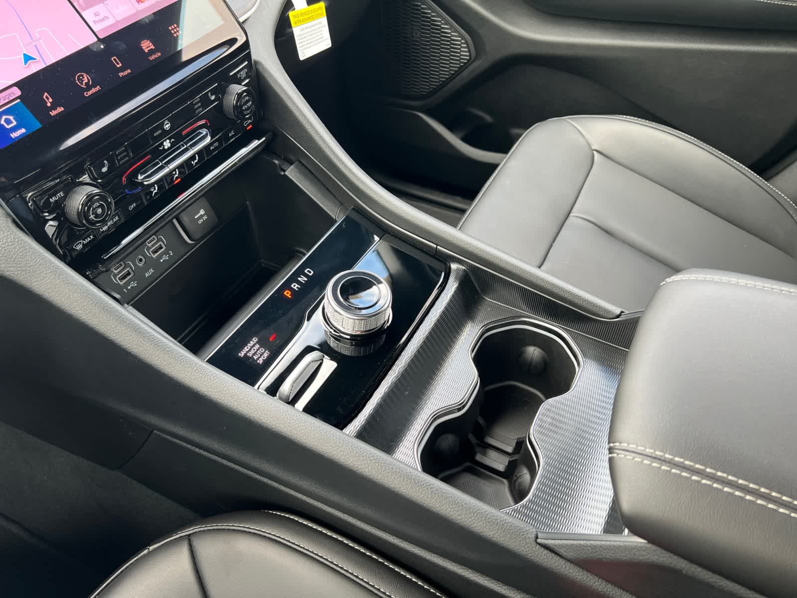 new 2025 Jeep Grand Cherokee car, priced at $50,010