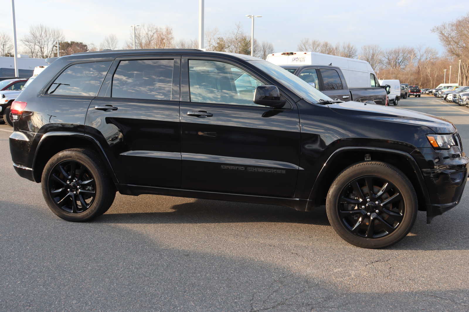 used 2021 Jeep Grand Cherokee car, priced at $32,798