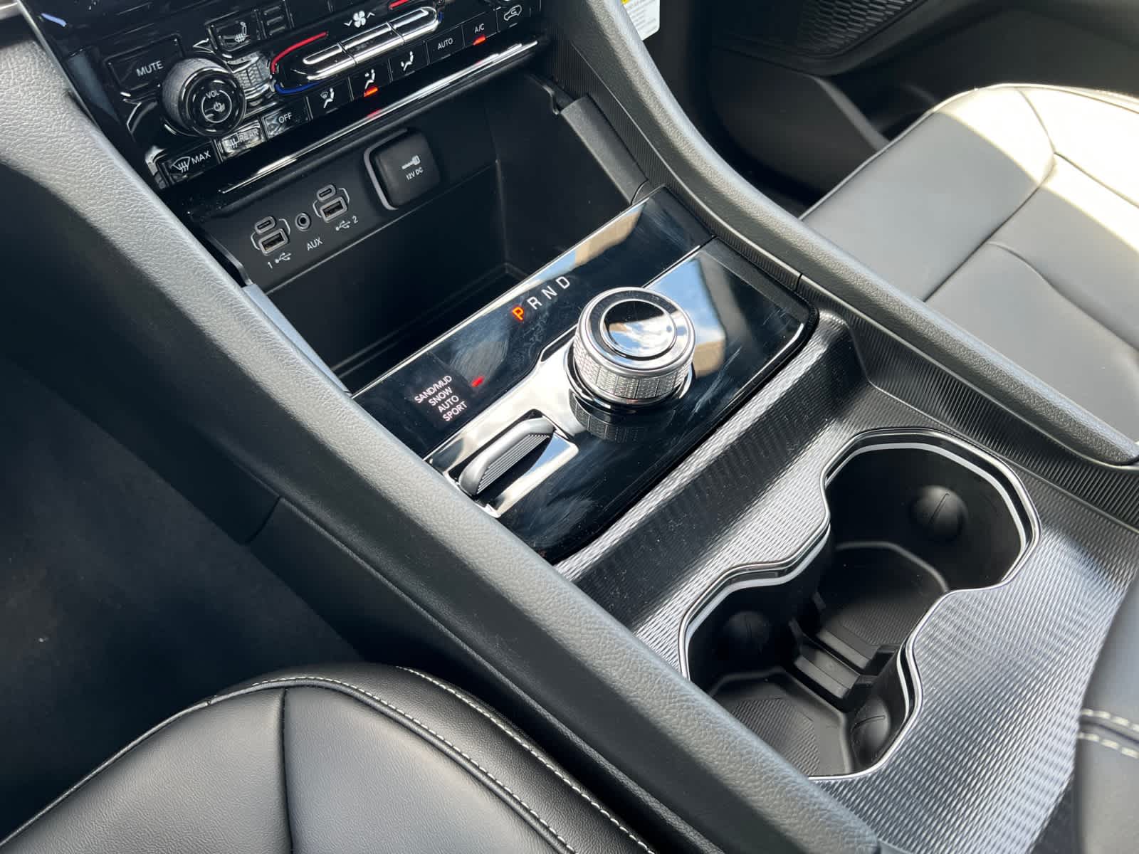 new 2025 Jeep Grand Cherokee car, priced at $50,735