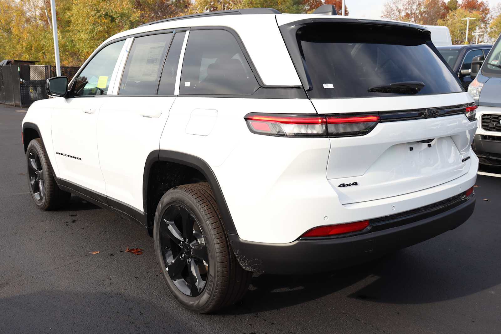 new 2024 Jeep Grand Cherokee car, priced at $51,989