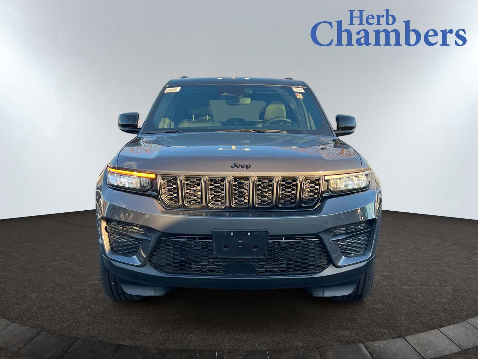 new 2024 Jeep Grand Cherokee car, priced at $49,175