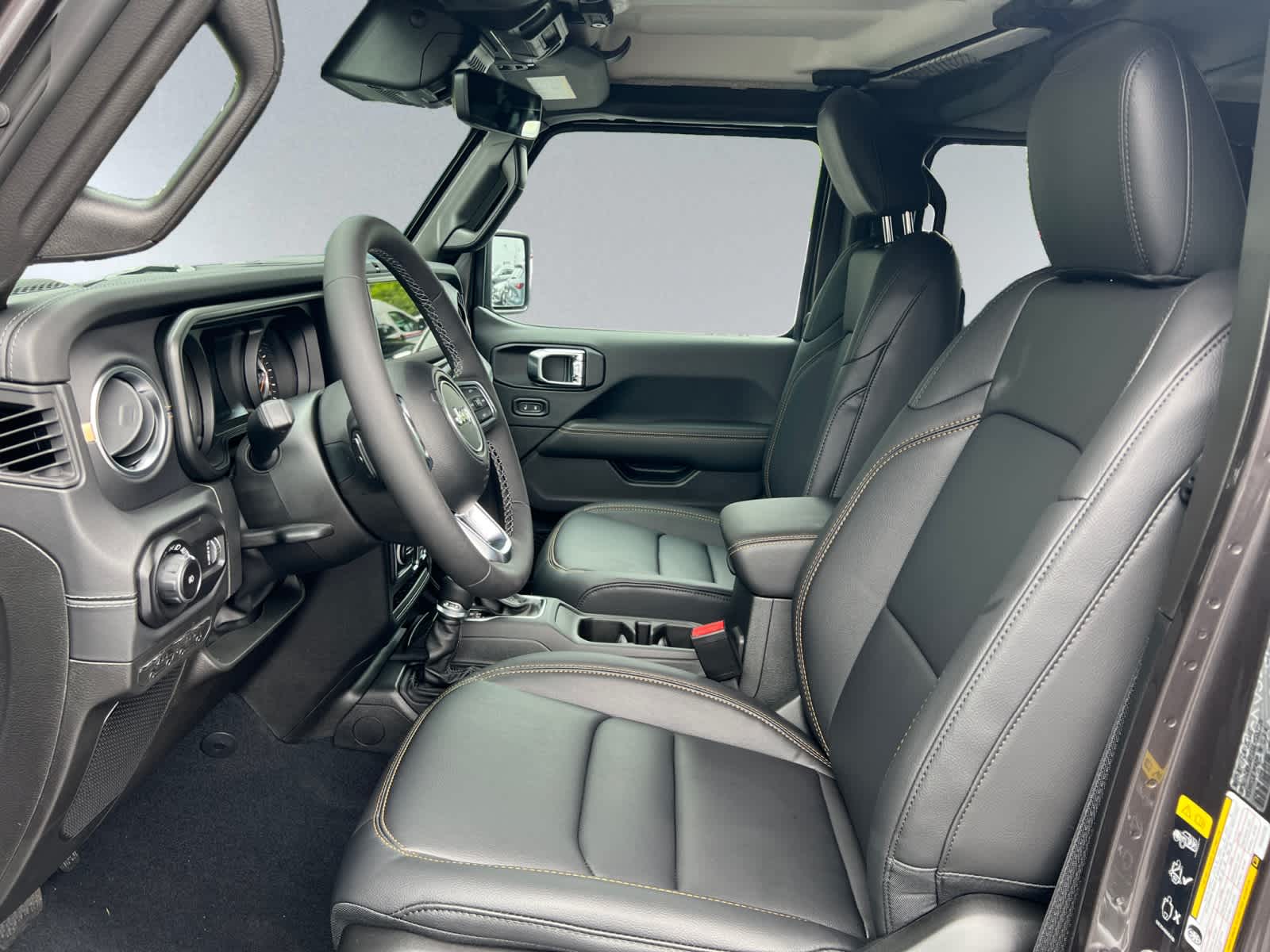 new 2025 Jeep Wrangler car, priced at $60,215
