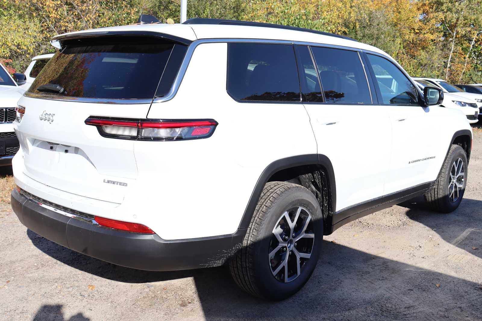 new 2025 Jeep Grand Cherokee car, priced at $49,114