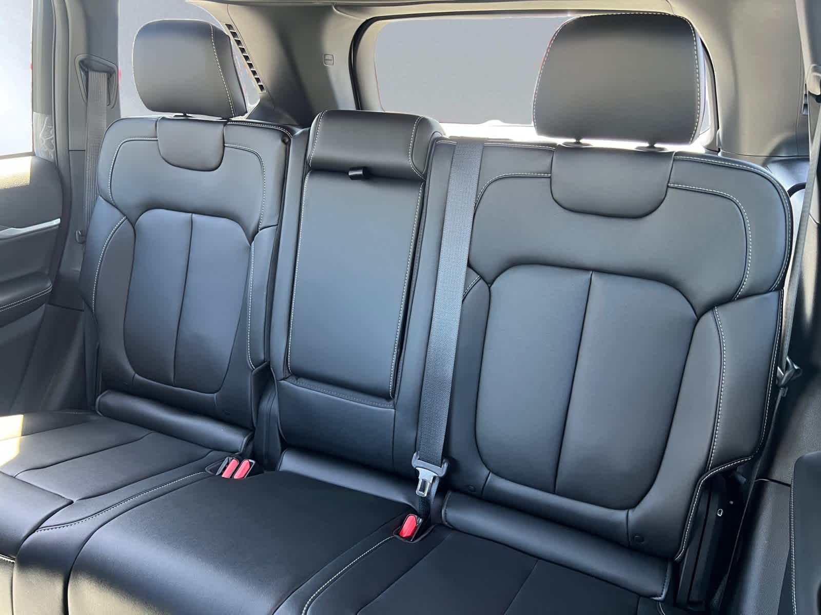 new 2025 Jeep Grand Cherokee car, priced at $49,415