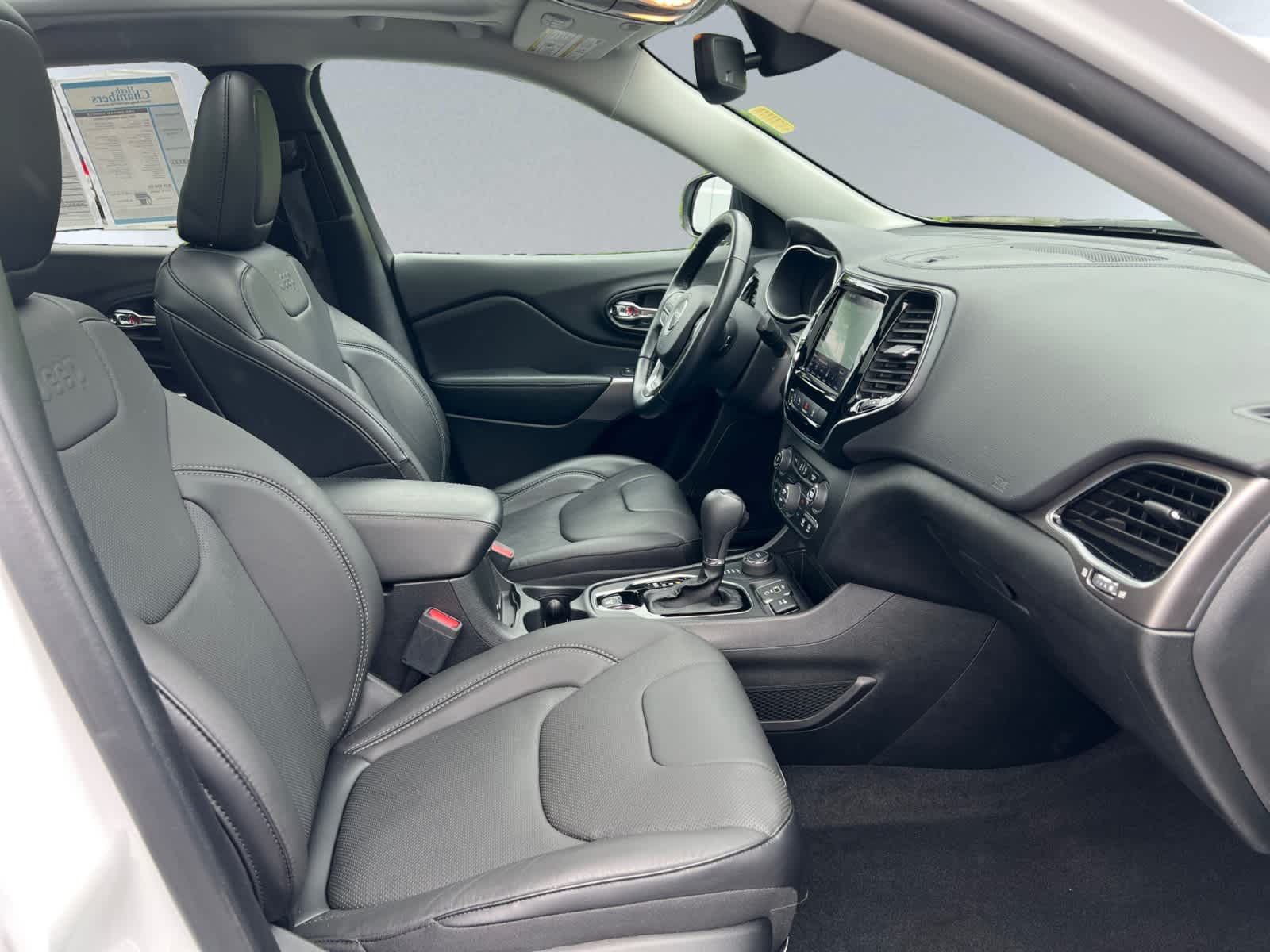 used 2021 Jeep Cherokee car, priced at $28,998