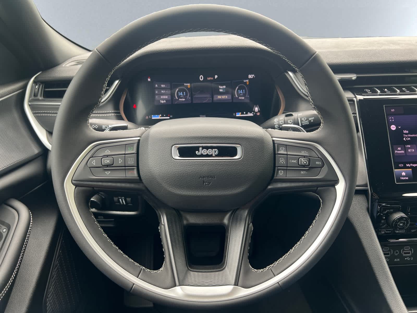 new 2025 Jeep Grand Cherokee car, priced at $44,125