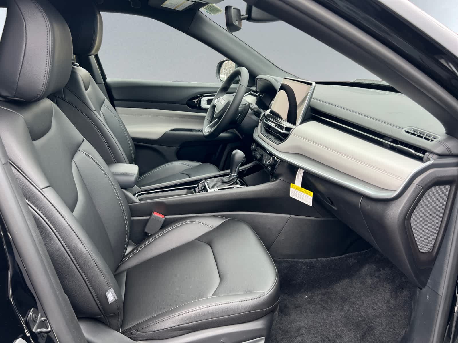 new 2025 Jeep Compass car, priced at $33,435