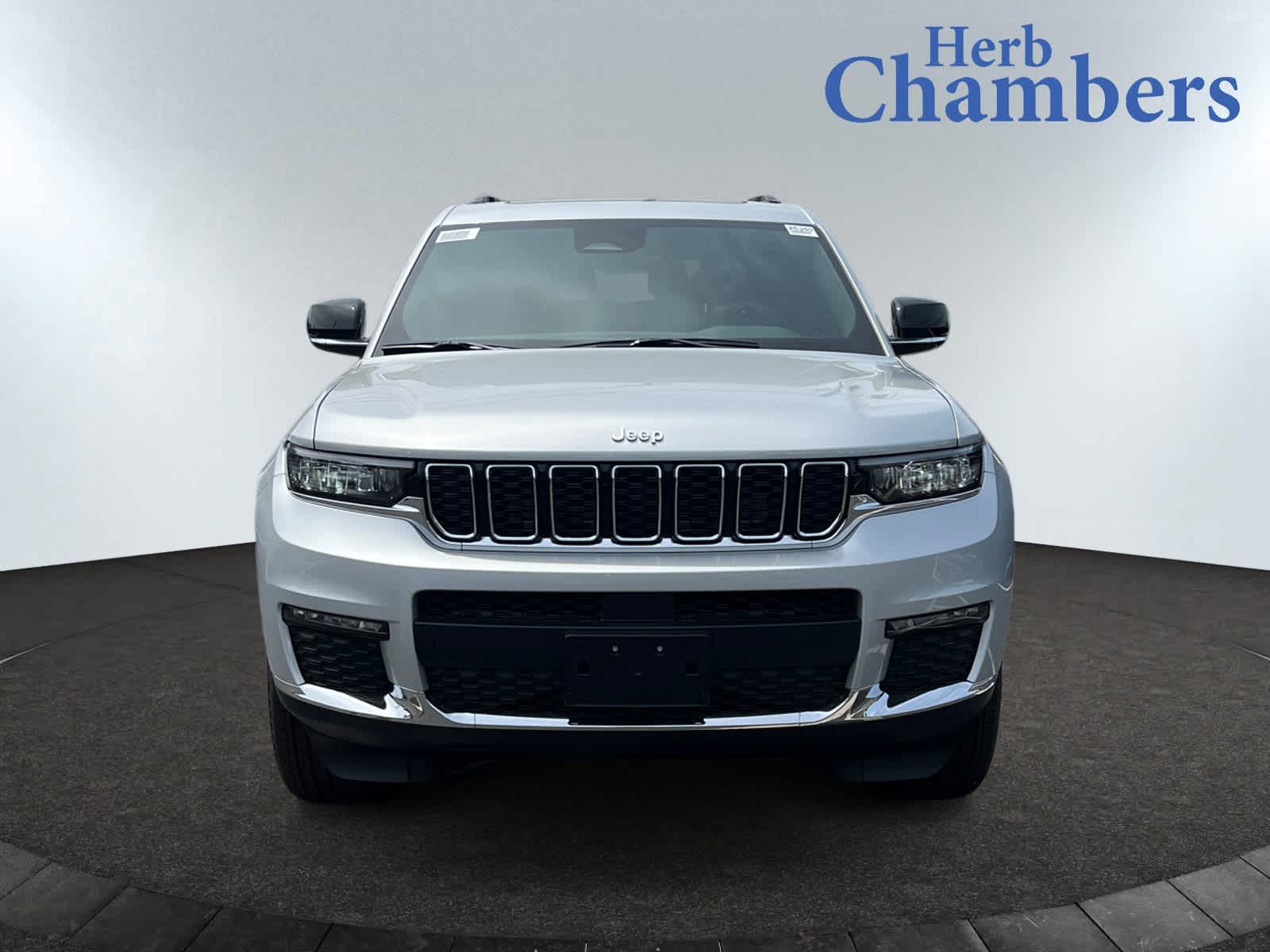 new 2025 Jeep Grand Cherokee car, priced at $50,110
