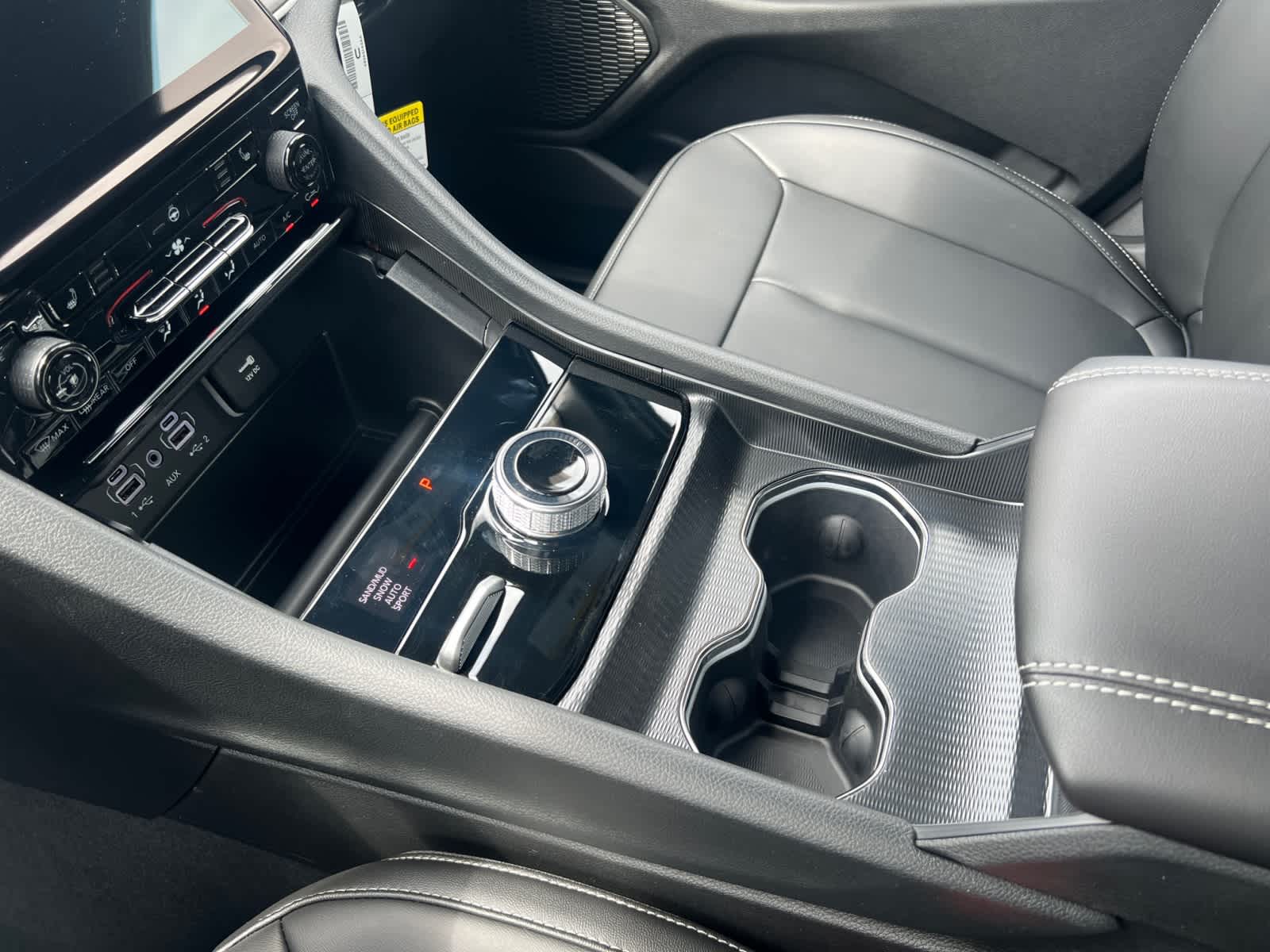new 2025 Jeep Grand Cherokee car, priced at $48,410