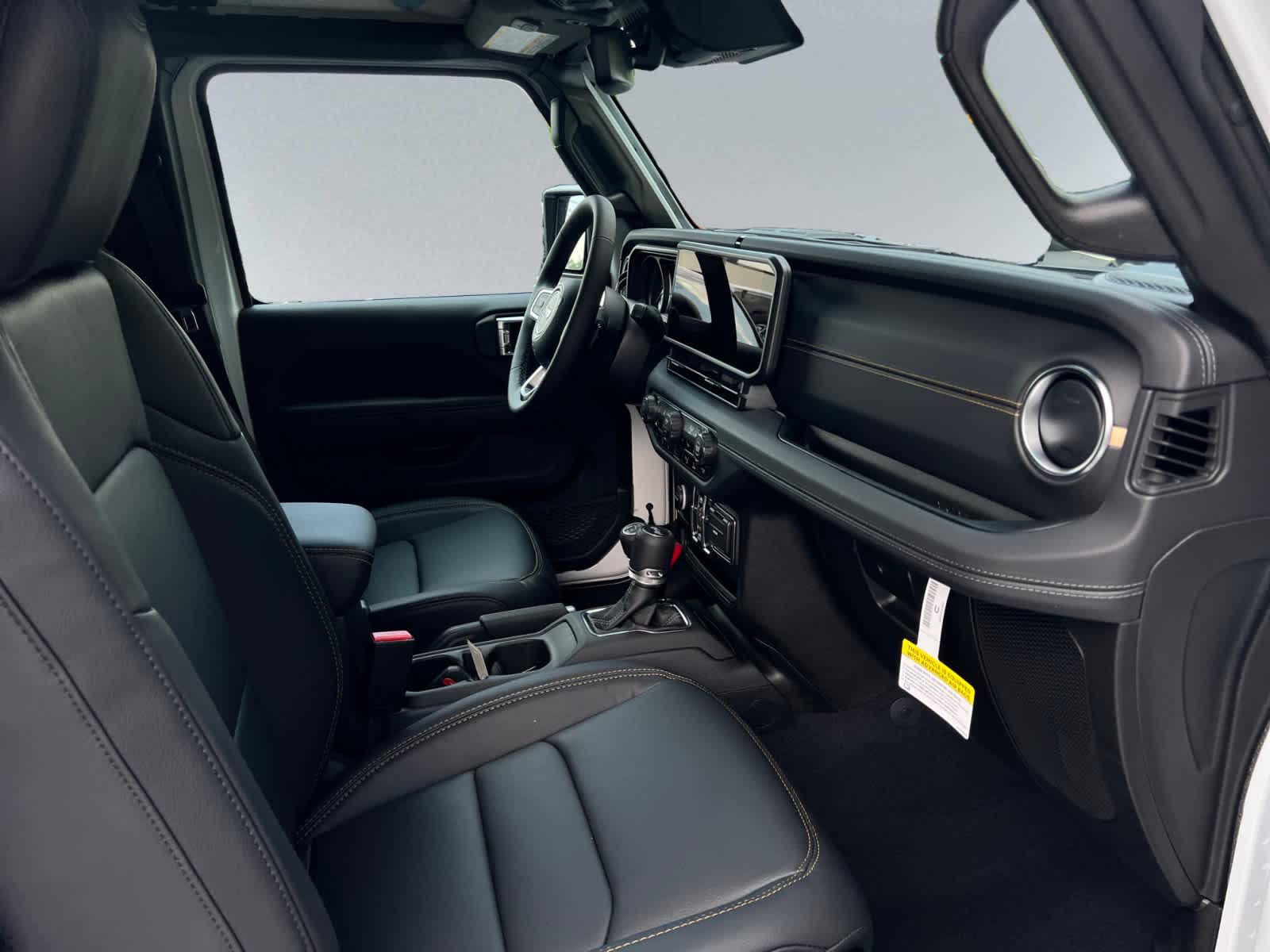 new 2025 Jeep Wrangler car, priced at $59,620