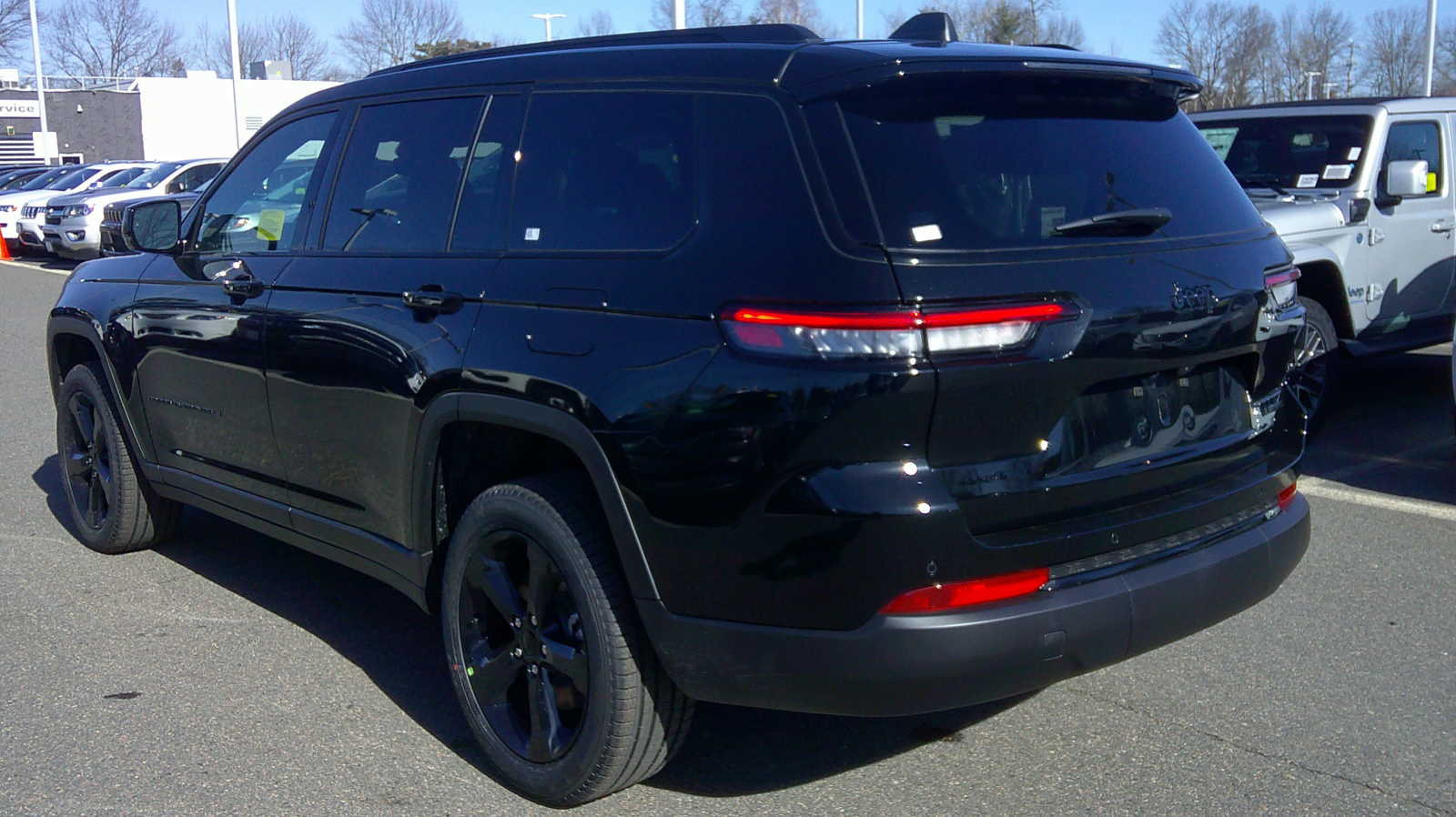 new 2024 Jeep Grand Cherokee car, priced at $61,135