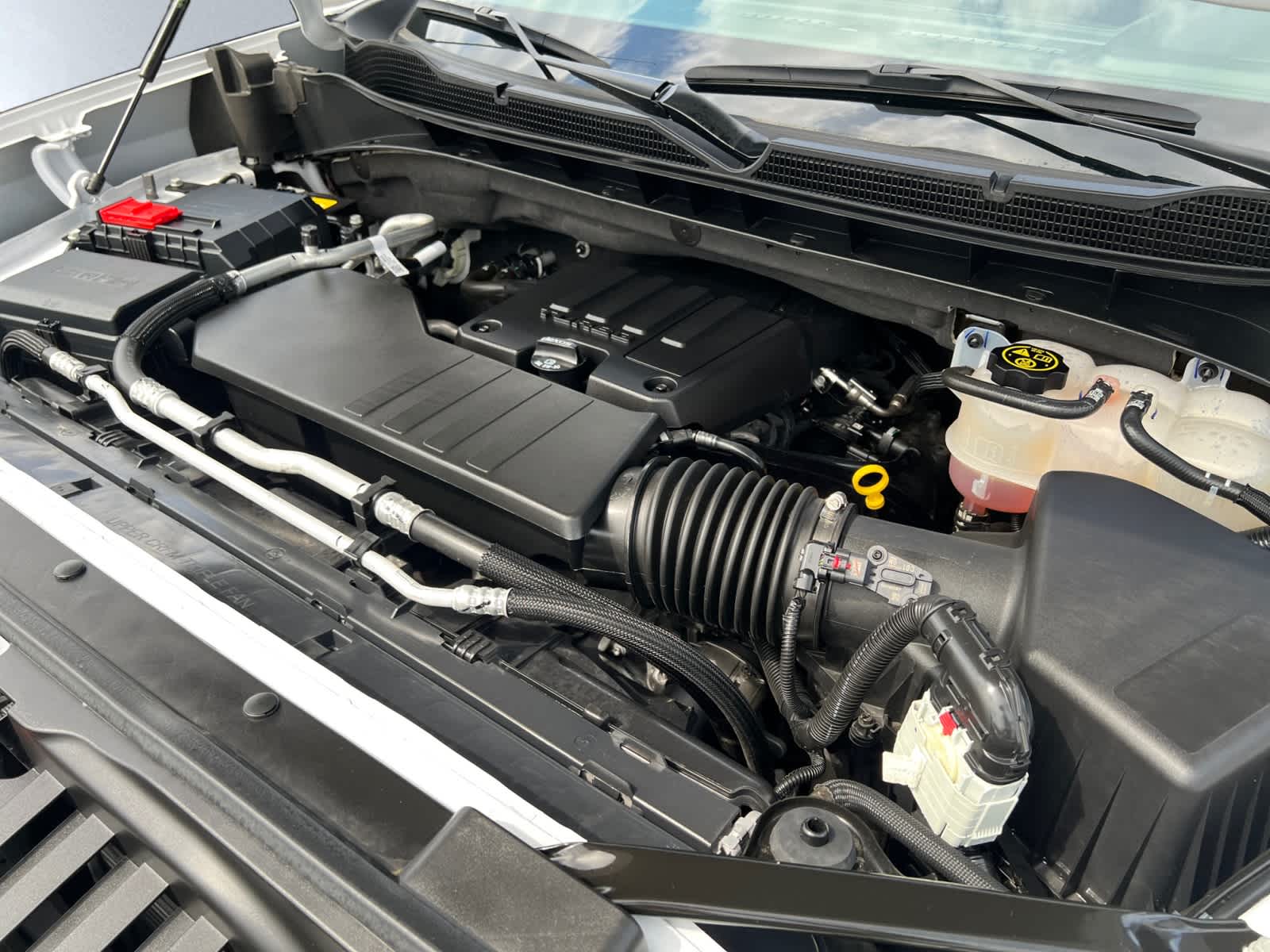 used 2024 Chevrolet Silverado 1500 car, priced at $52,998