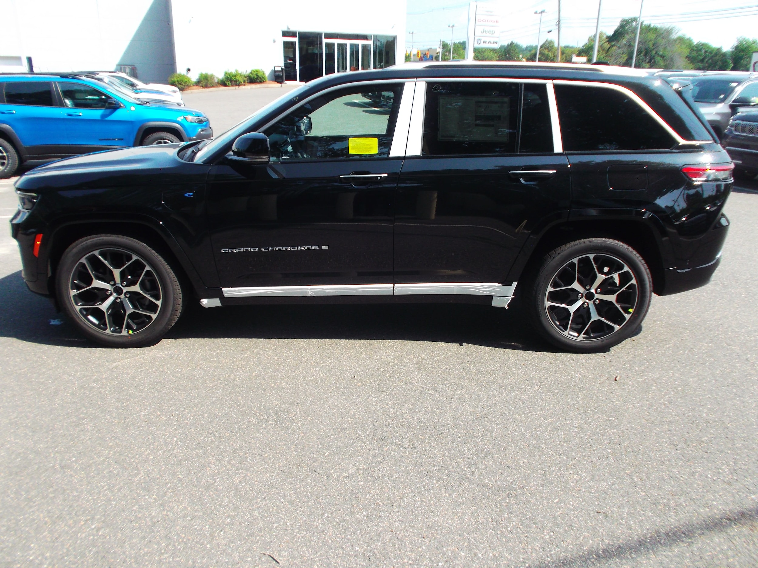 new 2023 Jeep Grand Cherokee 4xe car, priced at $78,215