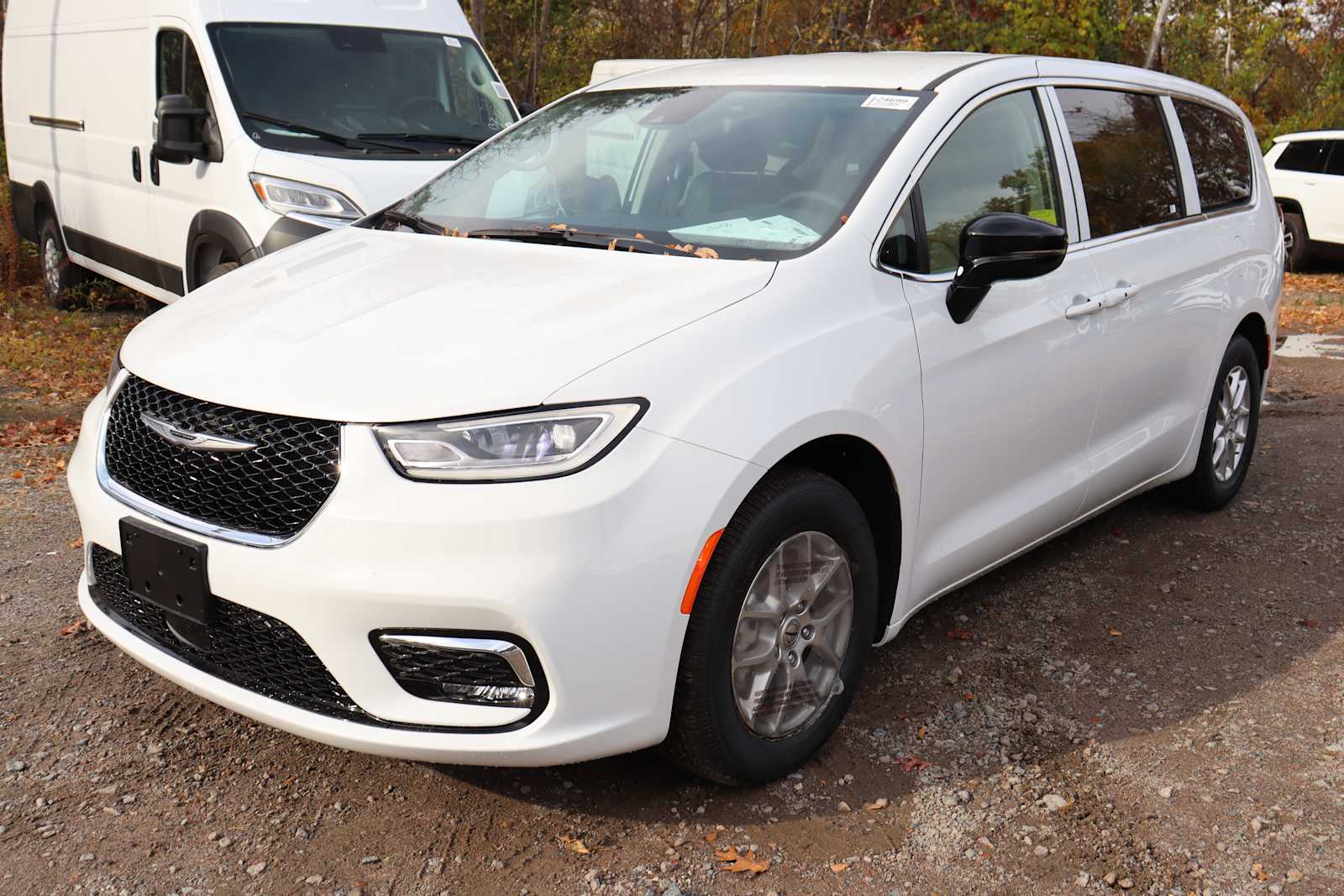 new 2024 Chrysler Pacifica car, priced at $43,500