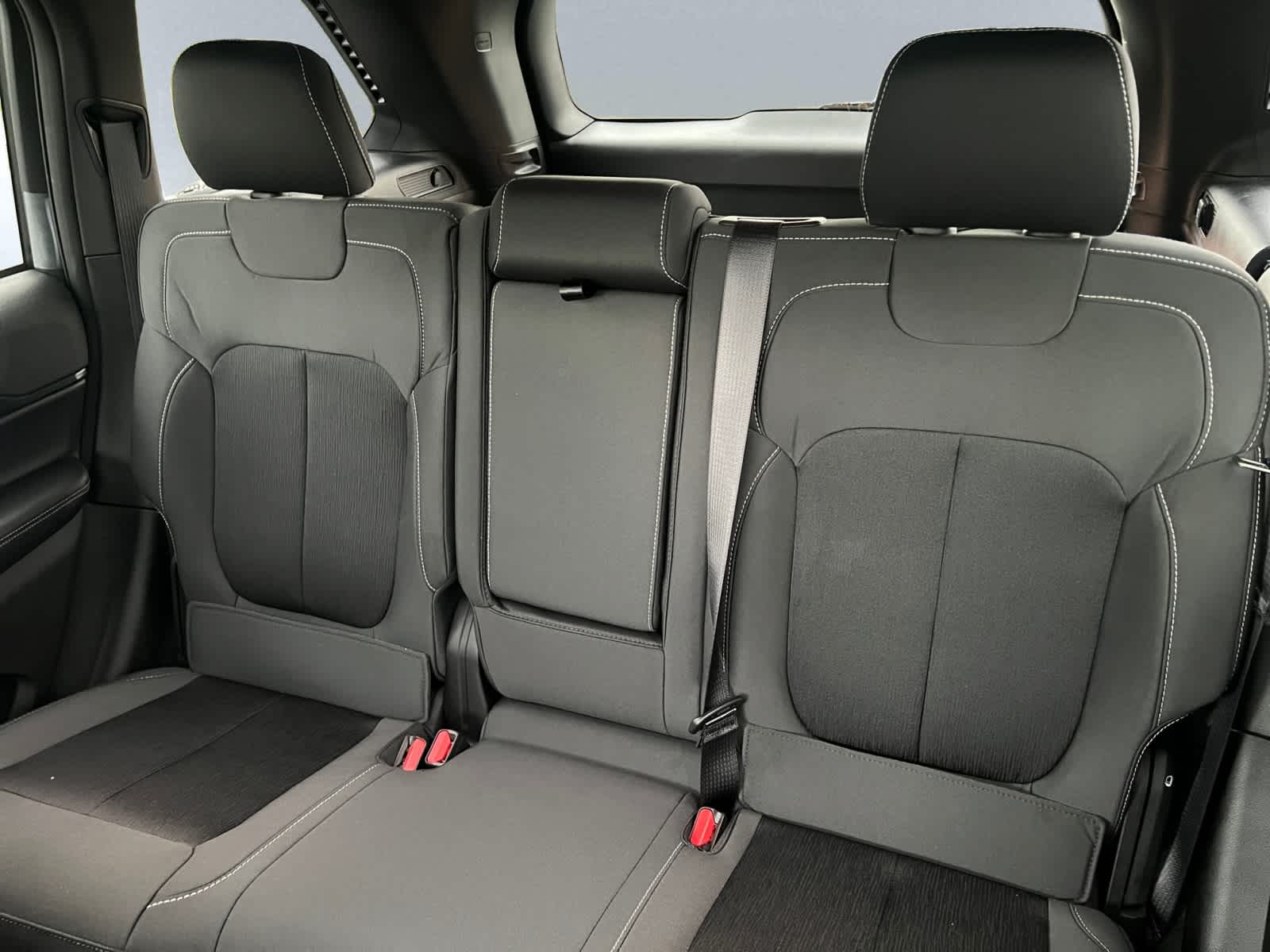 new 2025 Jeep Grand Cherokee car, priced at $42,375