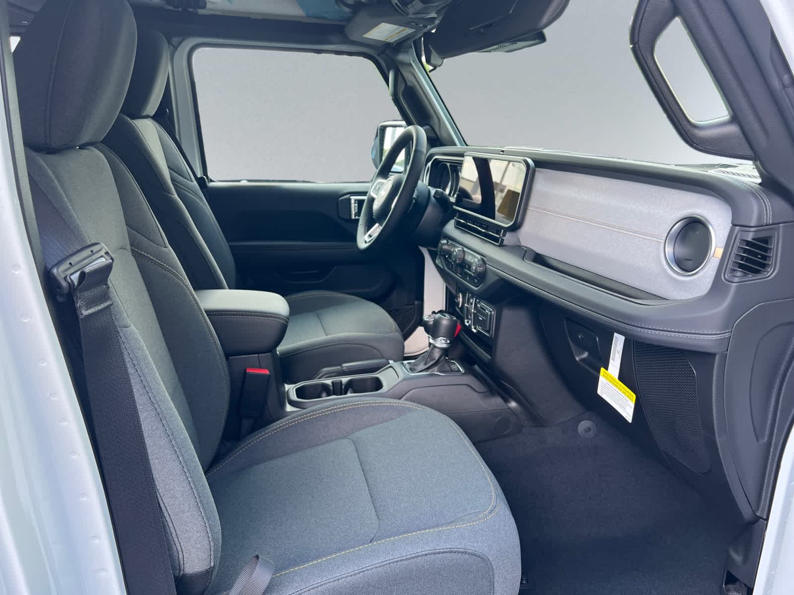new 2025 Jeep Wrangler car, priced at $55,625