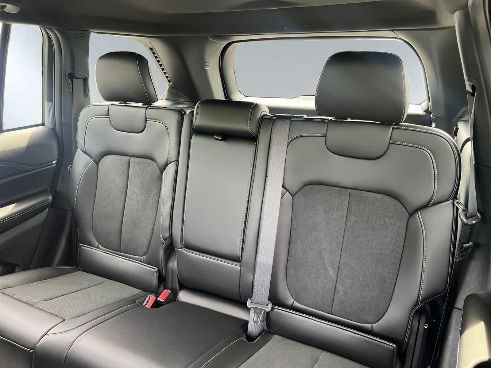 new 2025 Jeep Grand Cherokee car, priced at $45,635