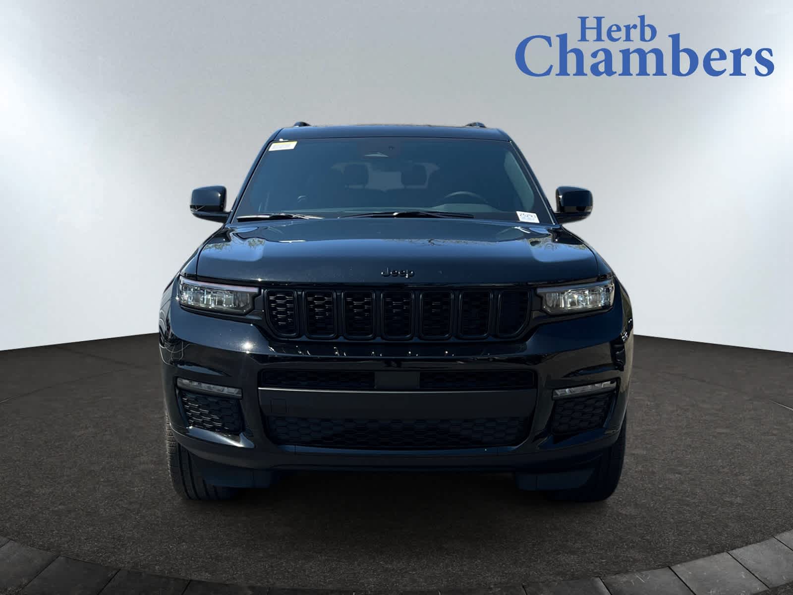 new 2025 Jeep Grand Cherokee car, priced at $52,735