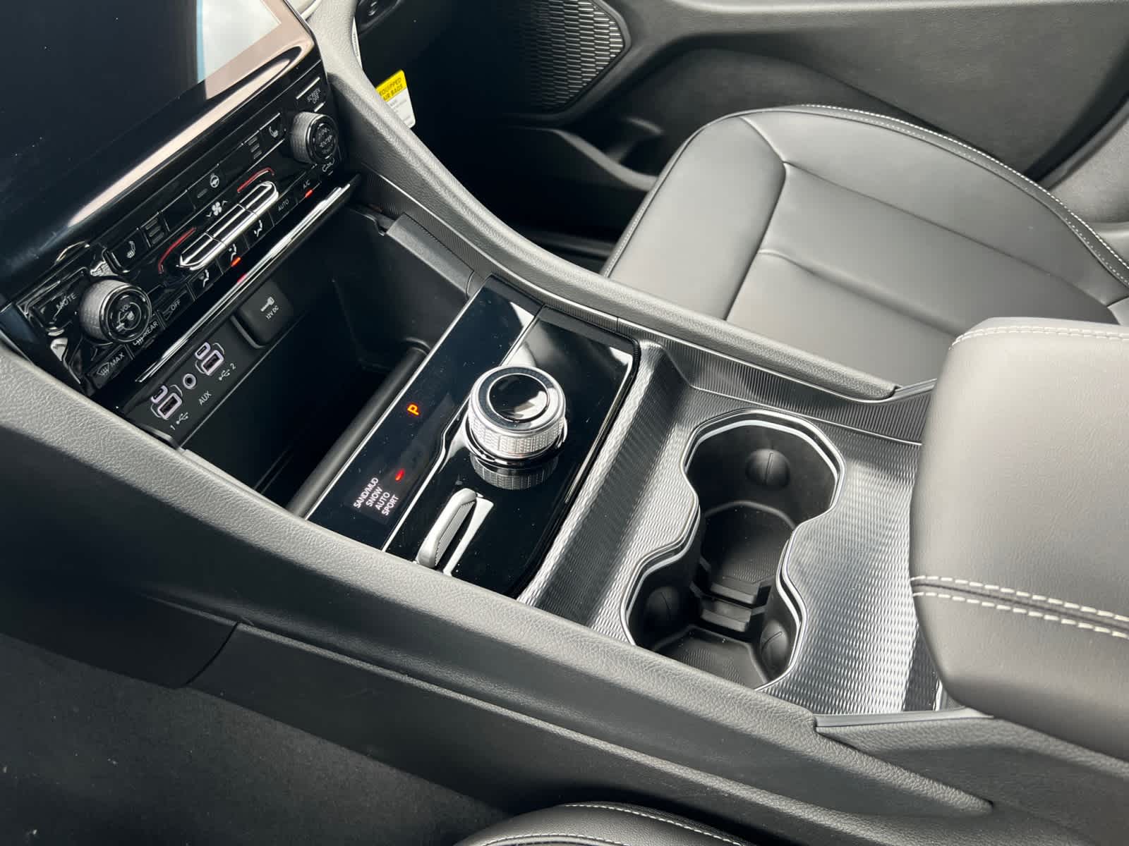 new 2025 Jeep Grand Cherokee car, priced at $49,415