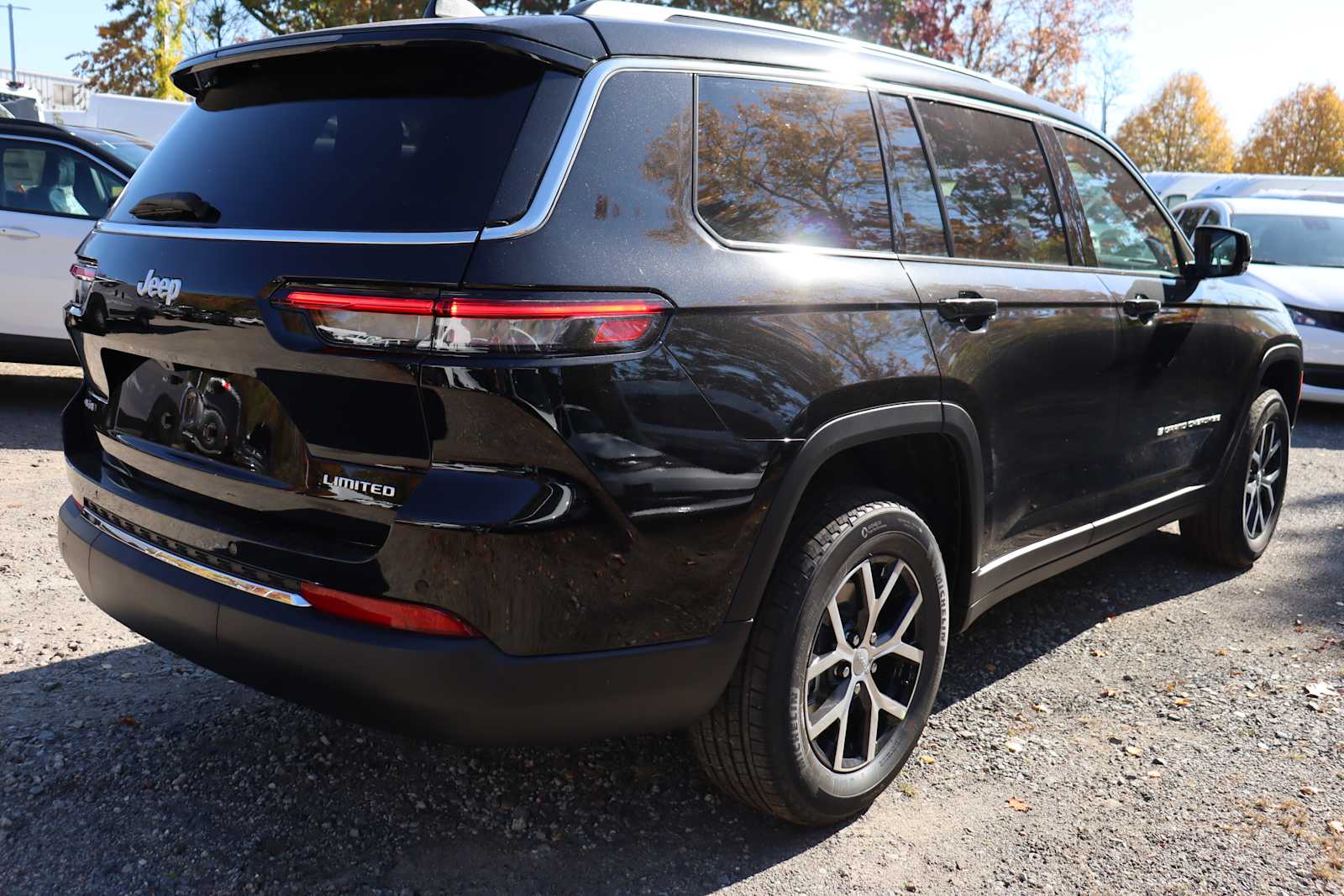 new 2025 Jeep Grand Cherokee car, priced at $49,709