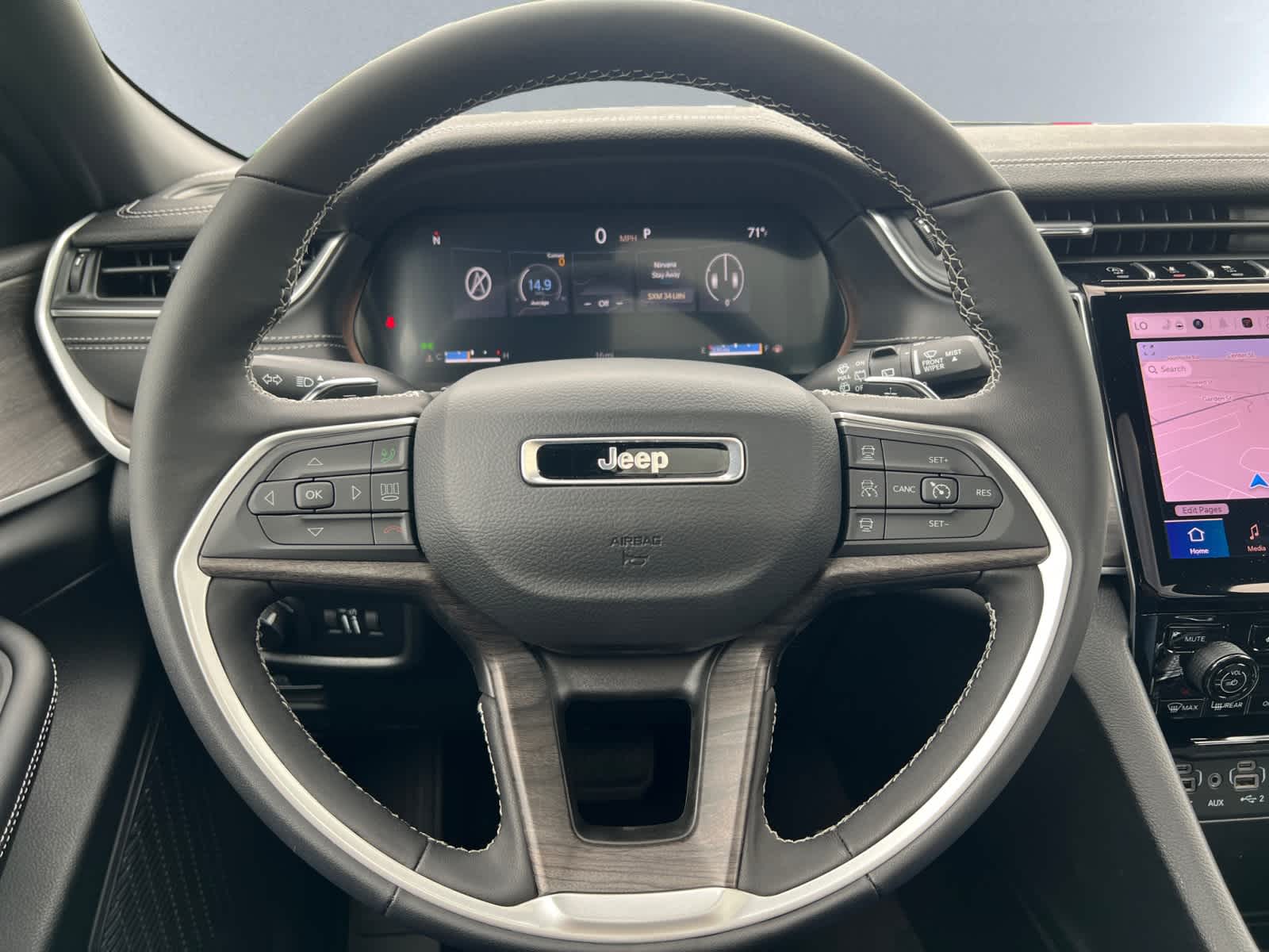 new 2025 Jeep Grand Cherokee car, priced at $50,010
