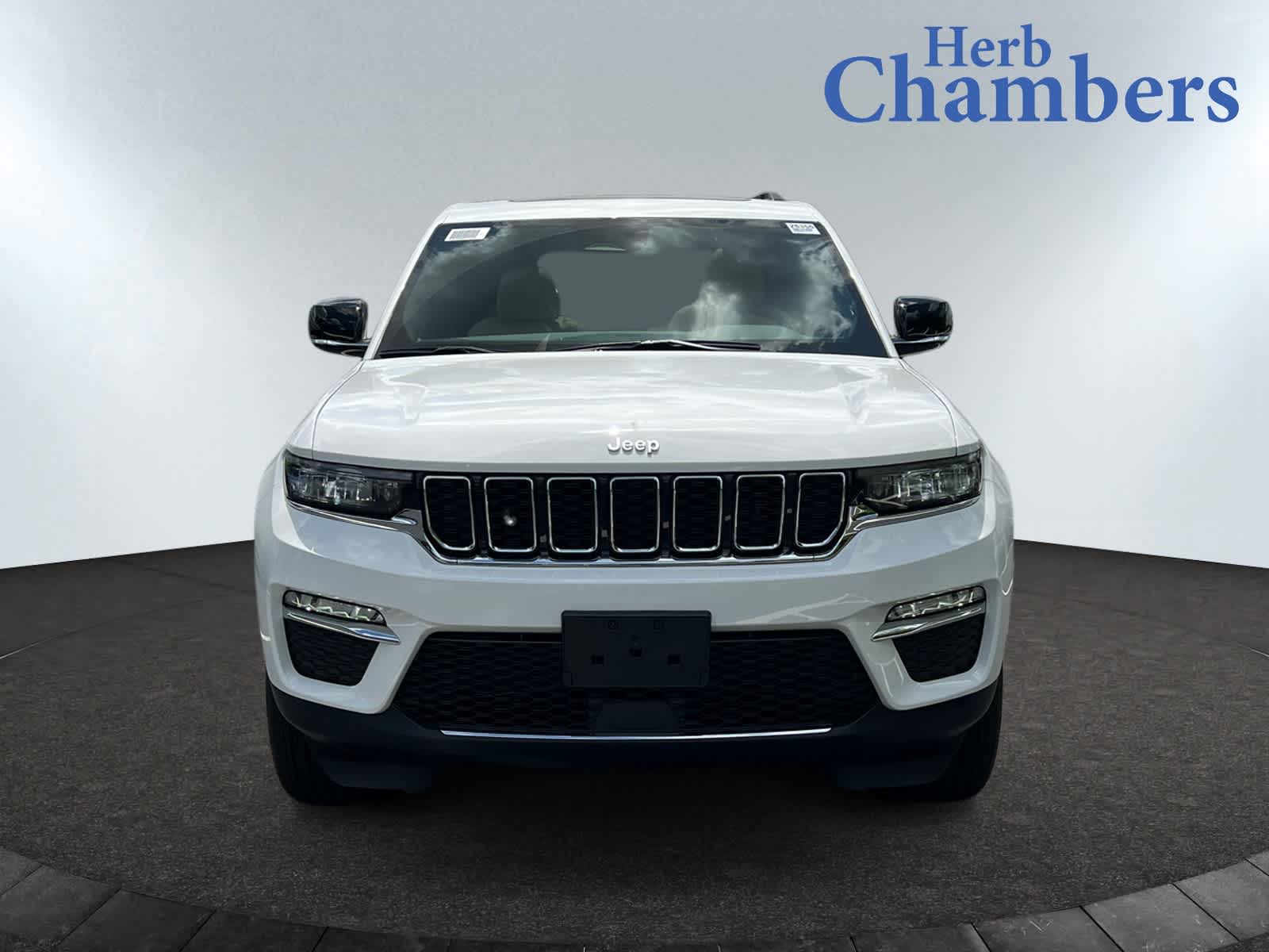 new 2025 Jeep Grand Cherokee car, priced at $49,415