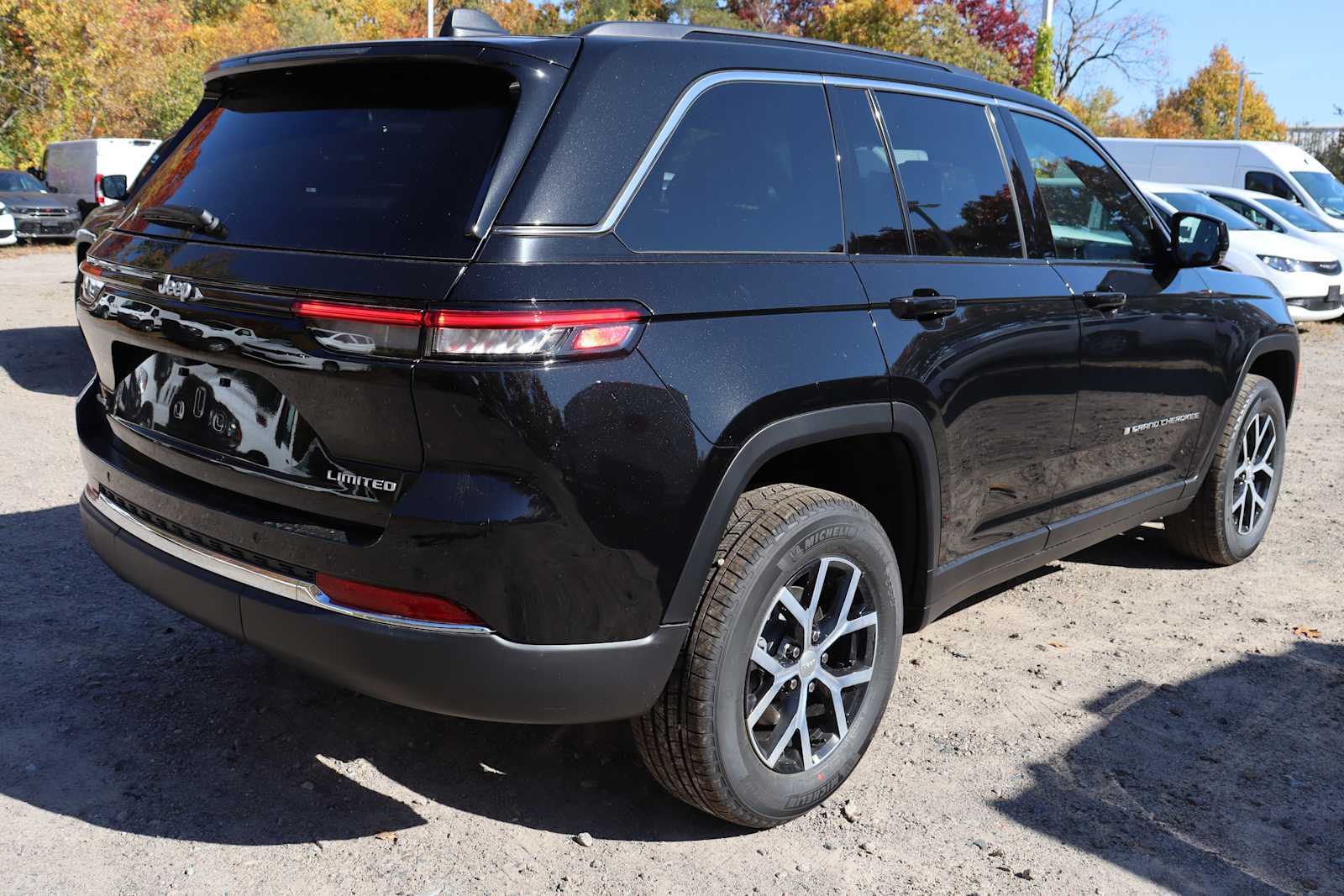 new 2025 Jeep Grand Cherokee car, priced at $46,859