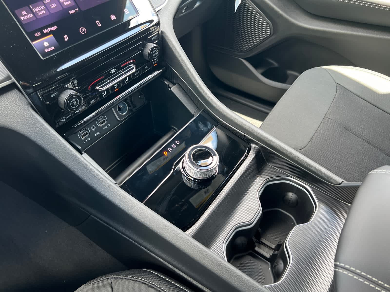 new 2025 Jeep Grand Cherokee car, priced at $41,530