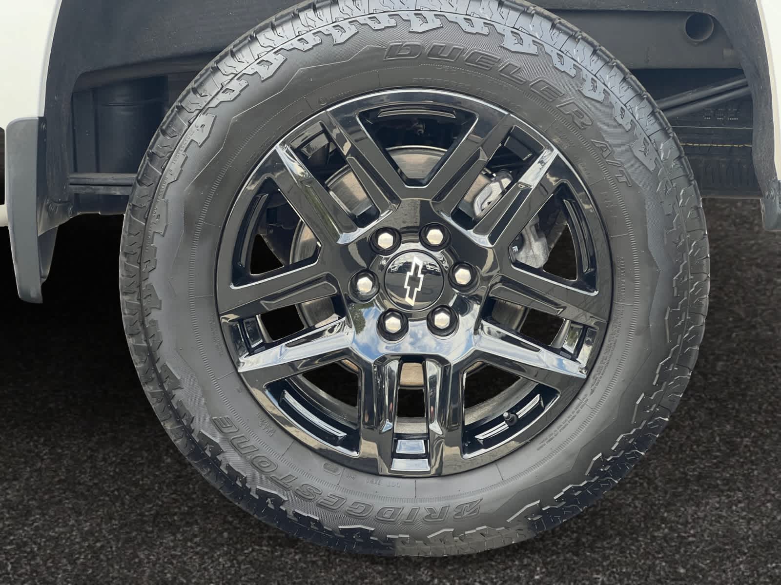 used 2024 Chevrolet Silverado 1500 car, priced at $52,998