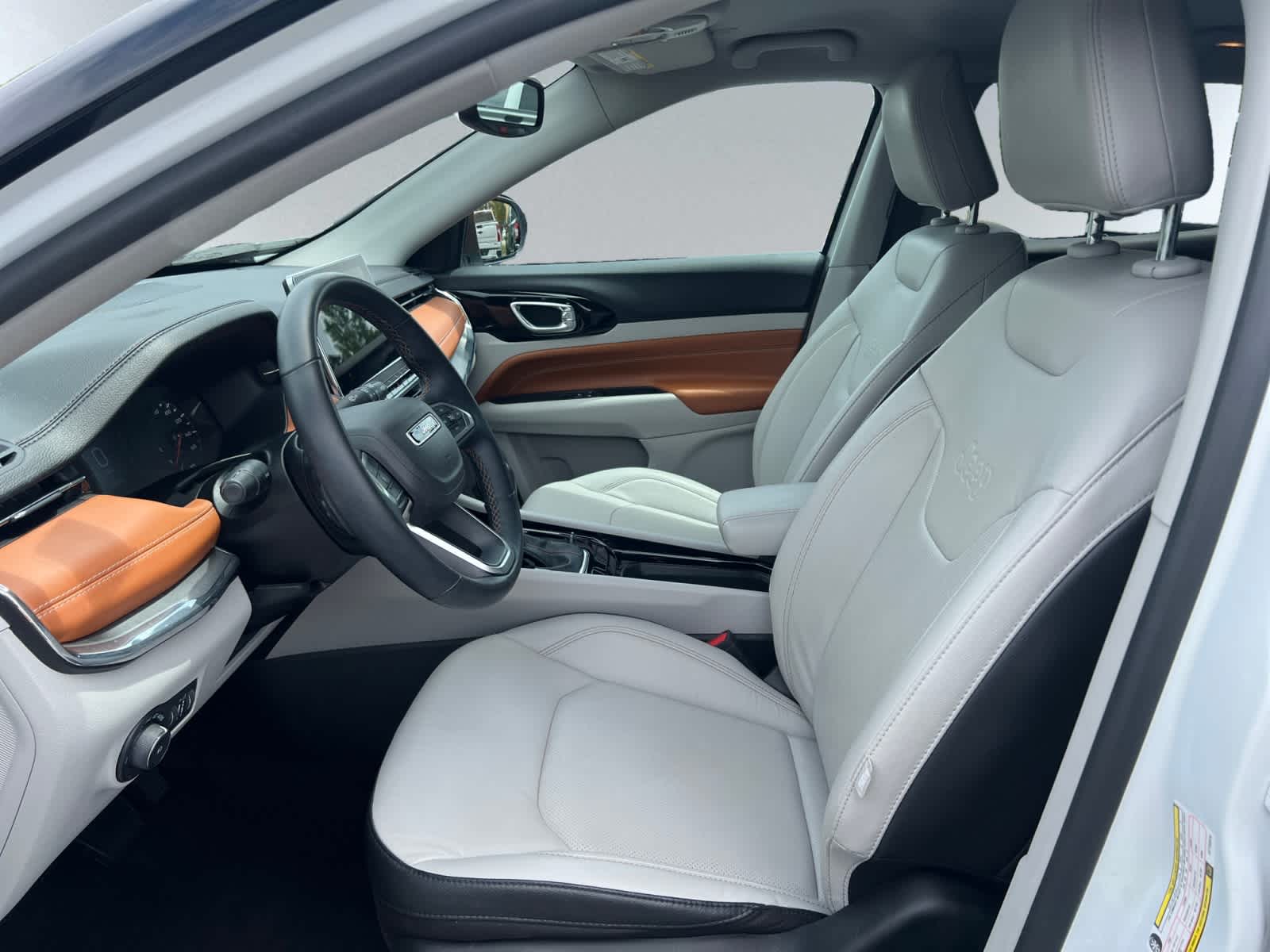 used 2022 Jeep Compass car, priced at $27,498