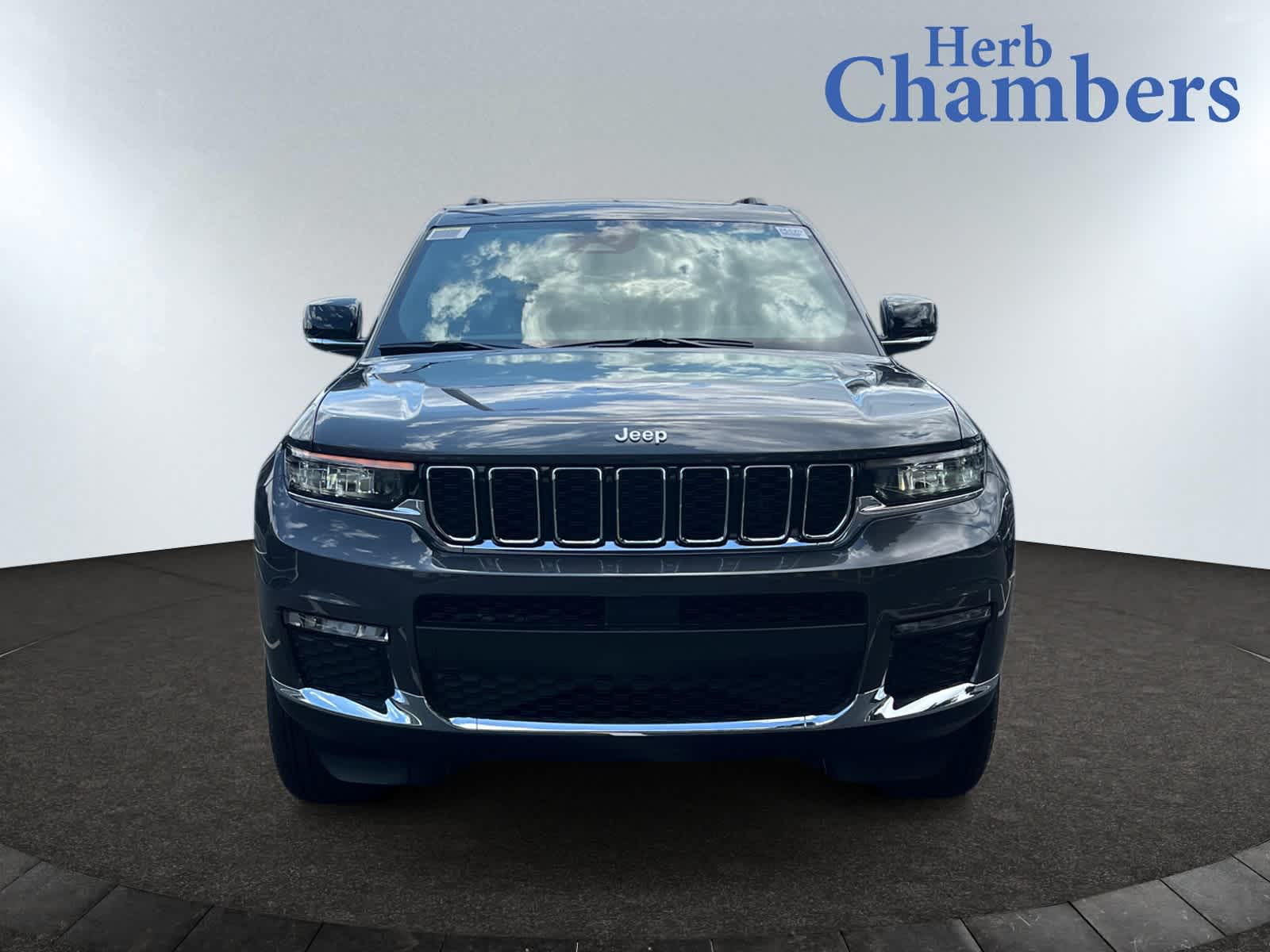 new 2025 Jeep Grand Cherokee car, priced at $50,110