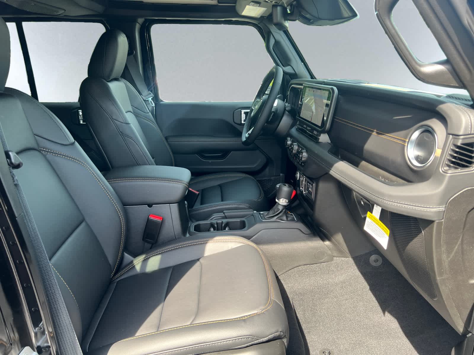 new 2025 Jeep Wrangler car, priced at $59,315