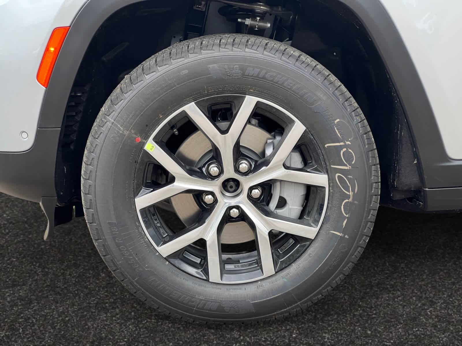 new 2025 Jeep Grand Cherokee car, priced at $52,935