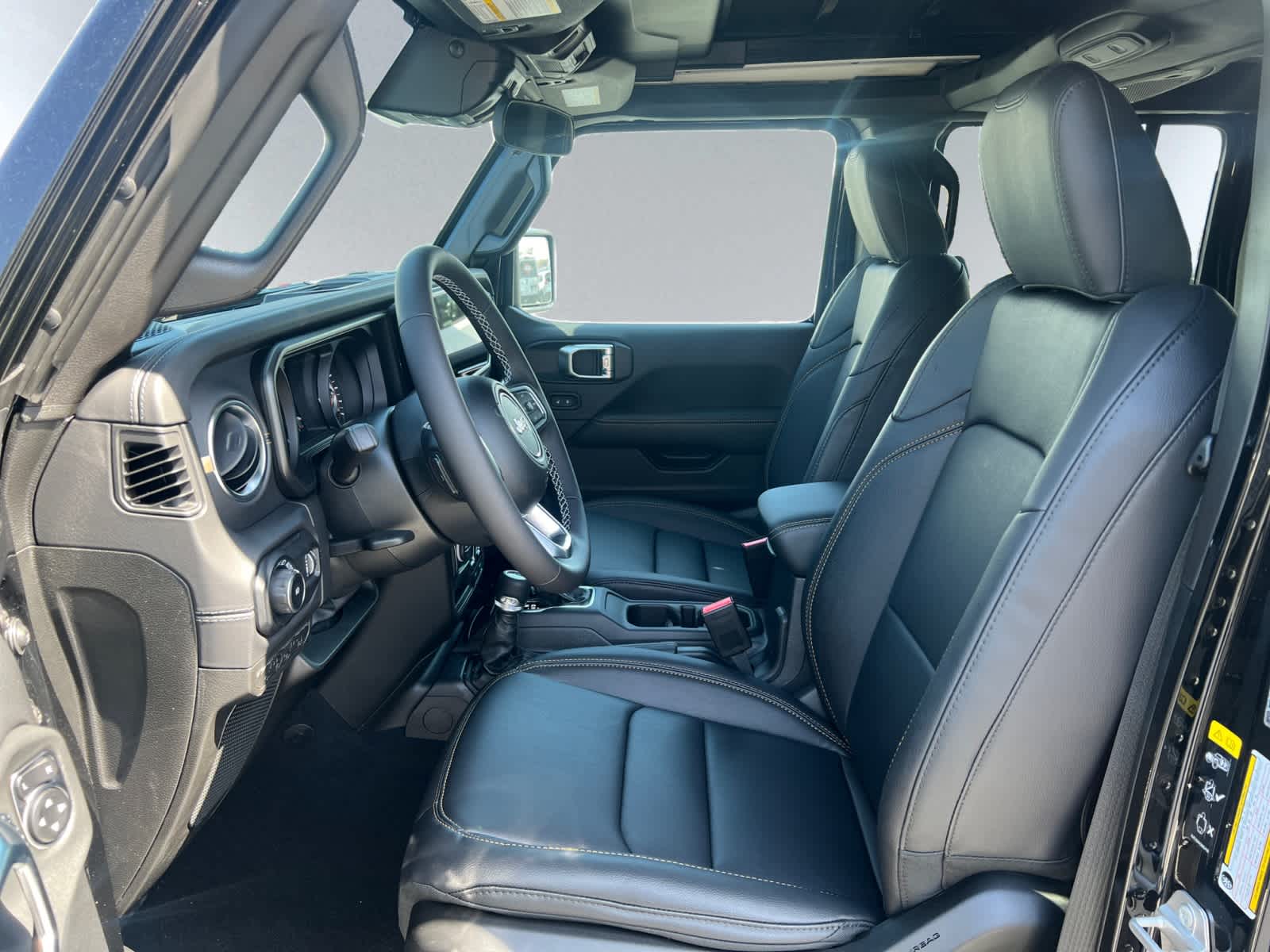 new 2025 Jeep Wrangler car, priced at $62,905