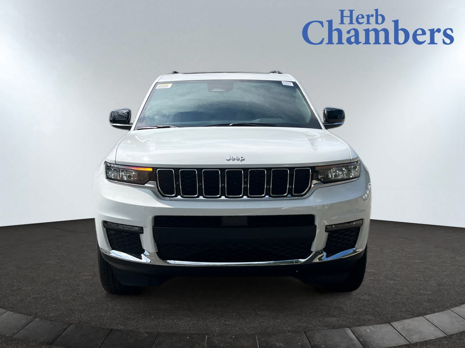 new 2025 Jeep Grand Cherokee car, priced at $50,265