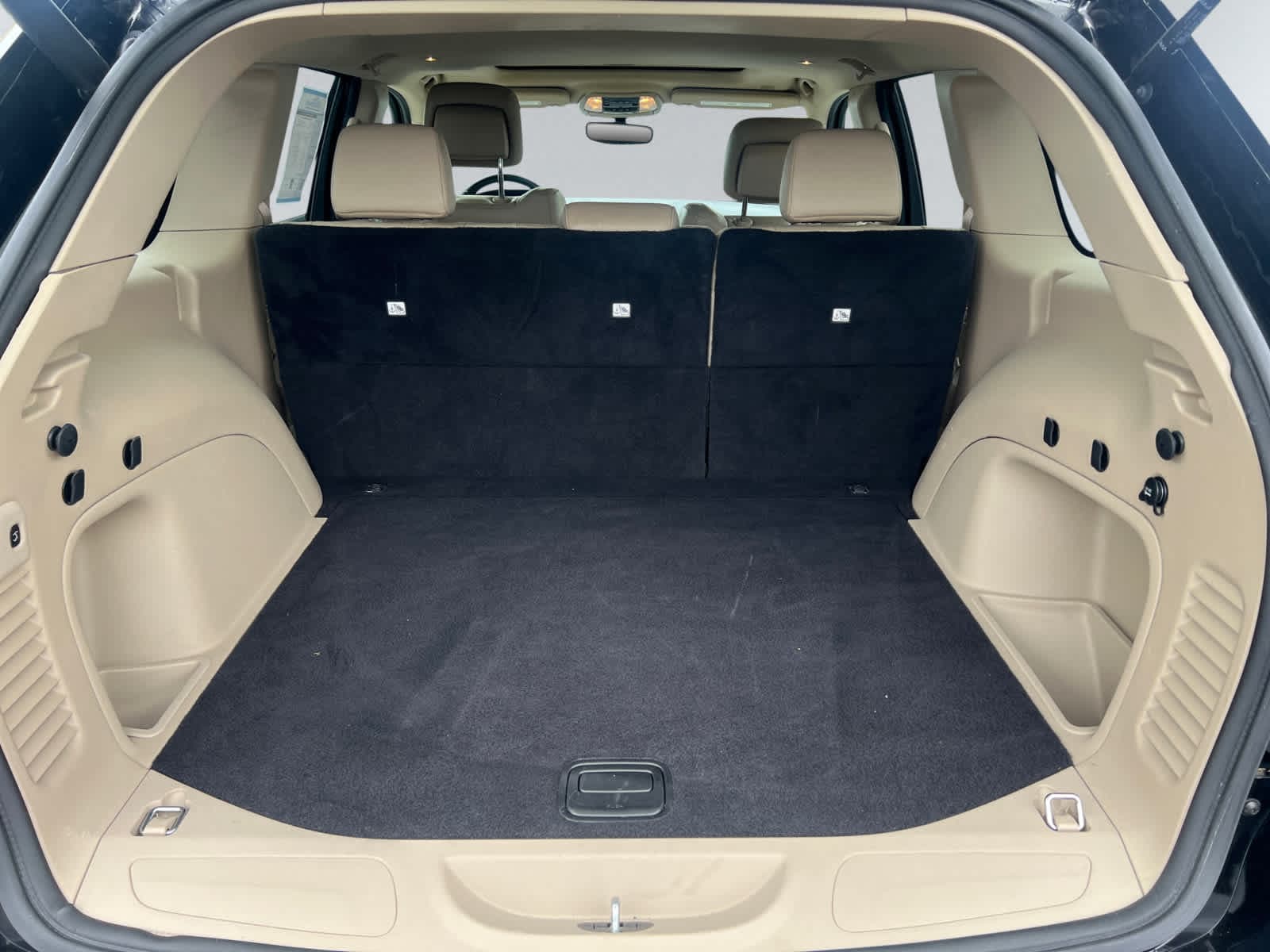 used 2021 Jeep Grand Cherokee car, priced at $29,598