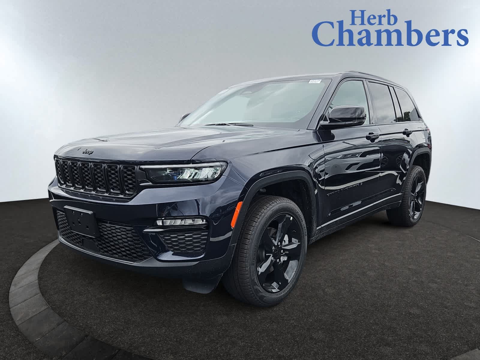 new 2024 Jeep Grand Cherokee car, priced at $52,584