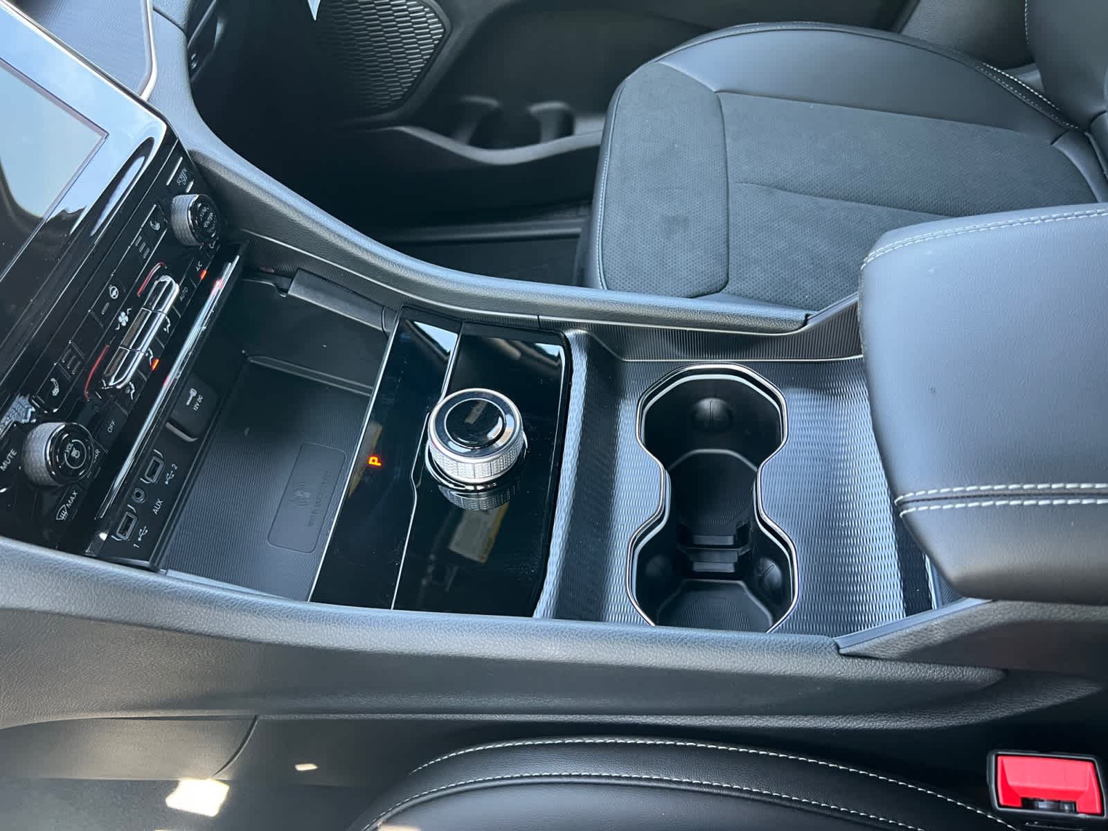 new 2025 Jeep Grand Cherokee car, priced at $46,135
